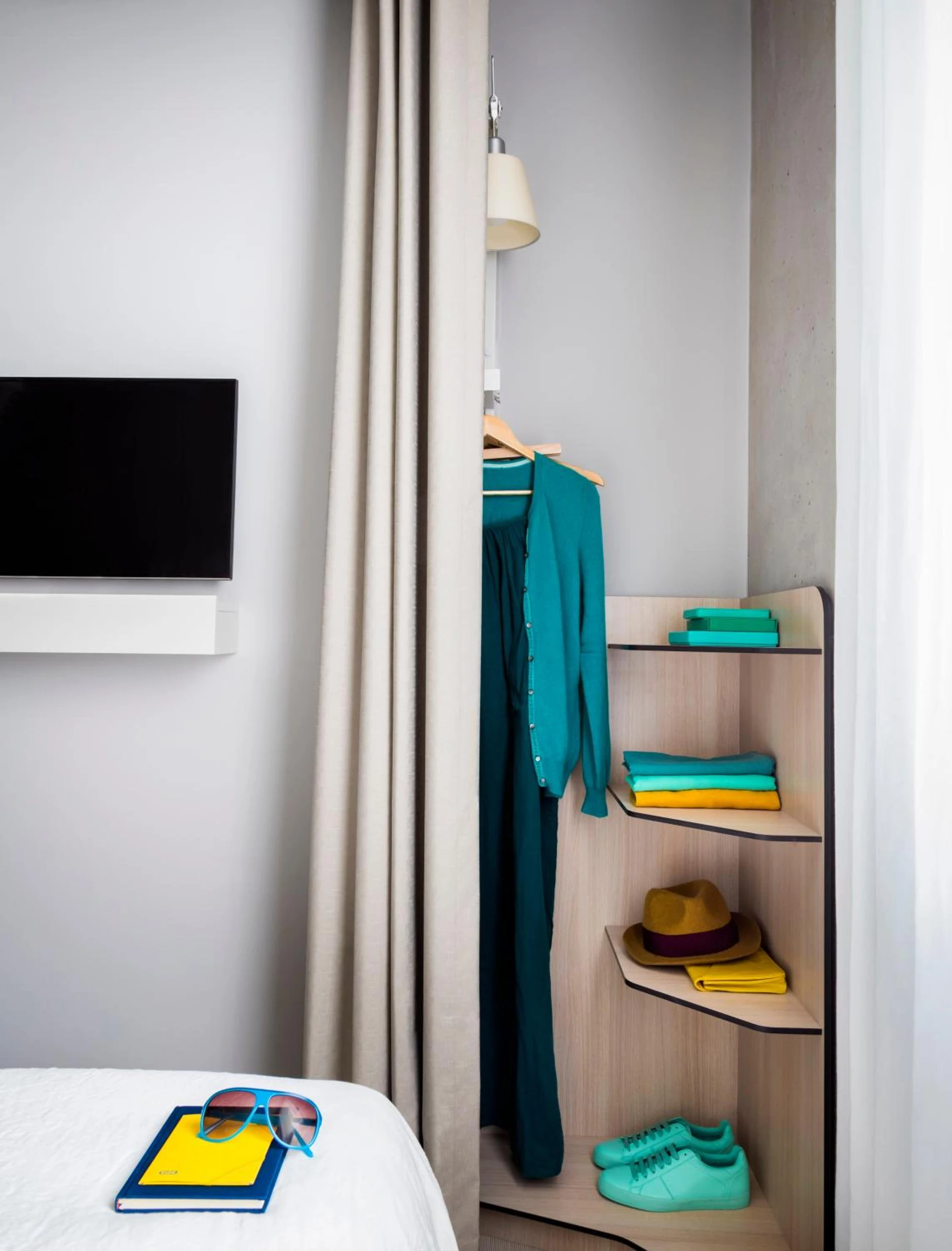 Magnifique chambre pour un séminaire d'entreprise à Okko Hotels Cannes Centre - Cannes