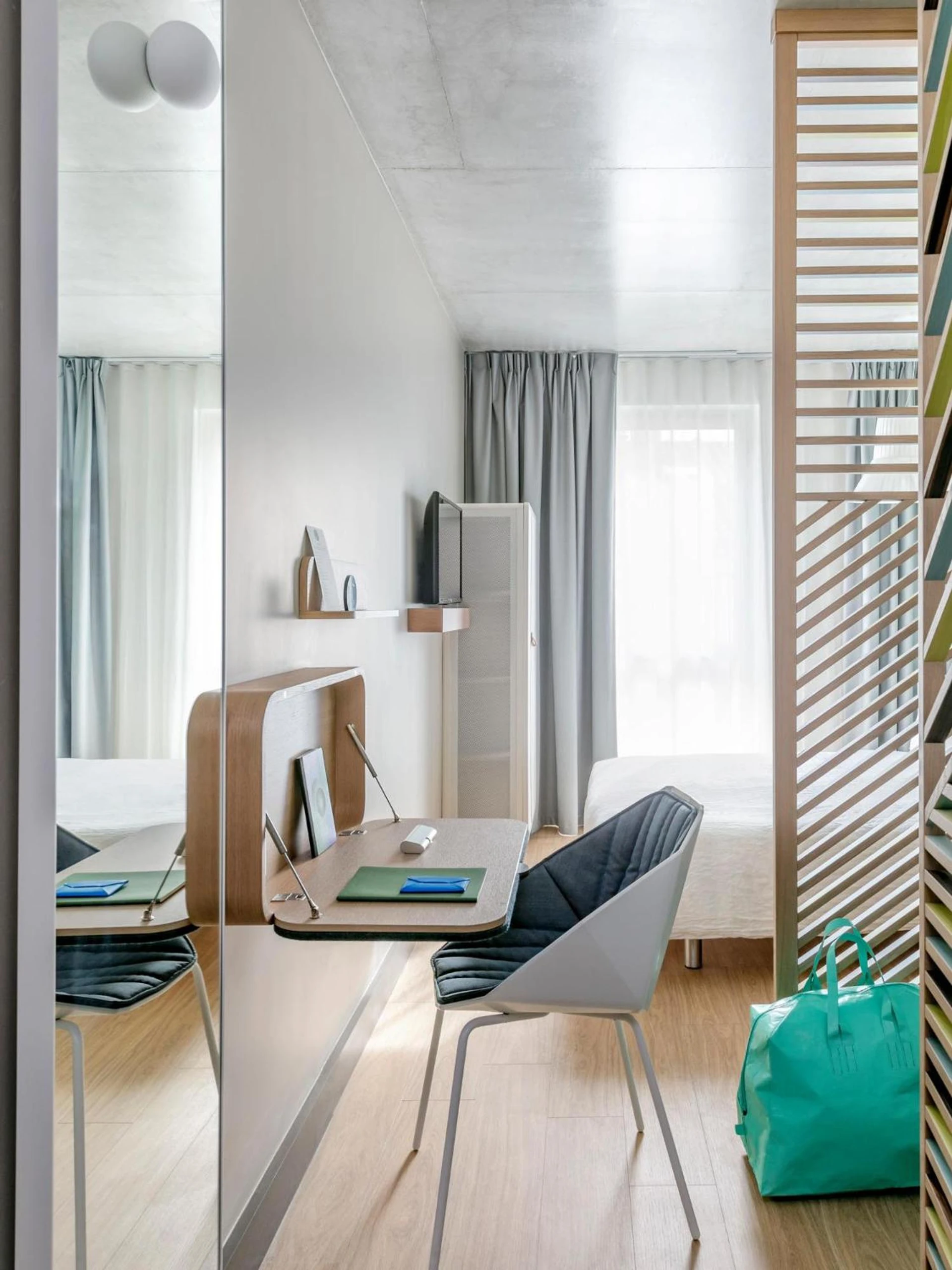 Lieu convivial pour un séminaire d'entreprise à OKKO Hotels Nice Aéroport - Nice - En savoir plus 