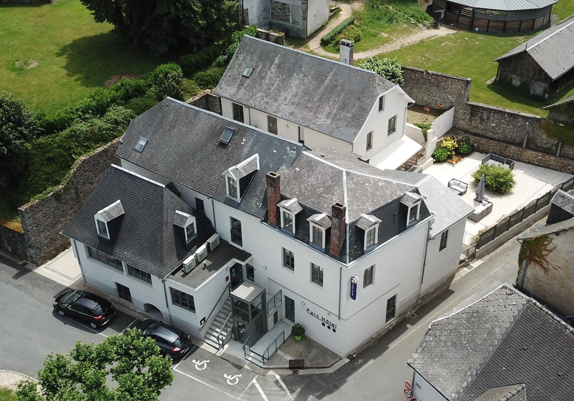 Salle de séminaire à Parc Hôtel Pompadour - Organiser un événement professionnel à Arnac-Pompadour