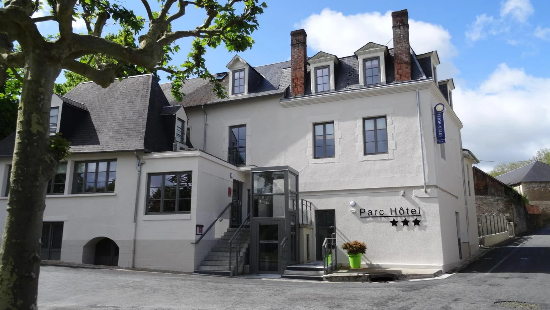 Chambre à Parc Hôtel Pompadour - Organiser un séminaire d'entreprise à Arnac-Pompadour