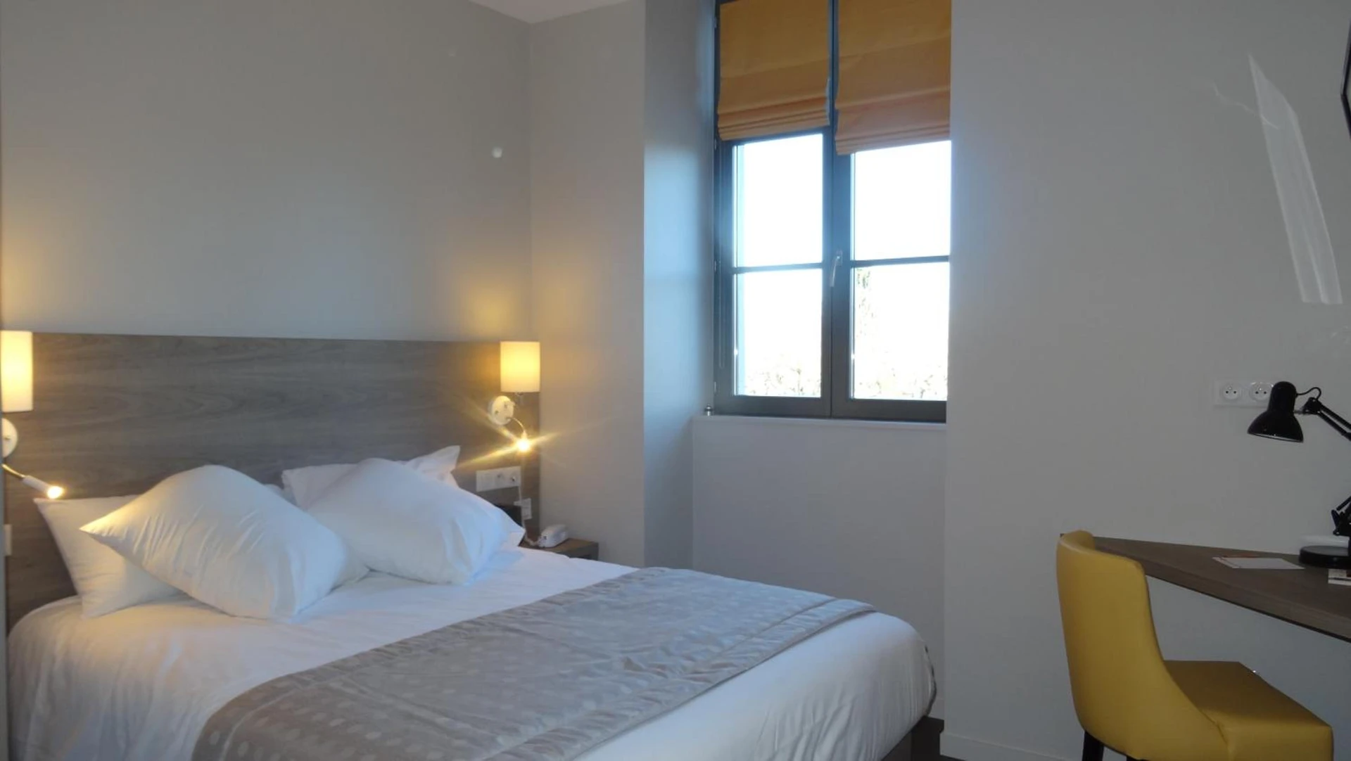 Magnifique chambre pour un séminaire d'entreprise à Parc Hôtel Pompadour - Arnac-Pompadour