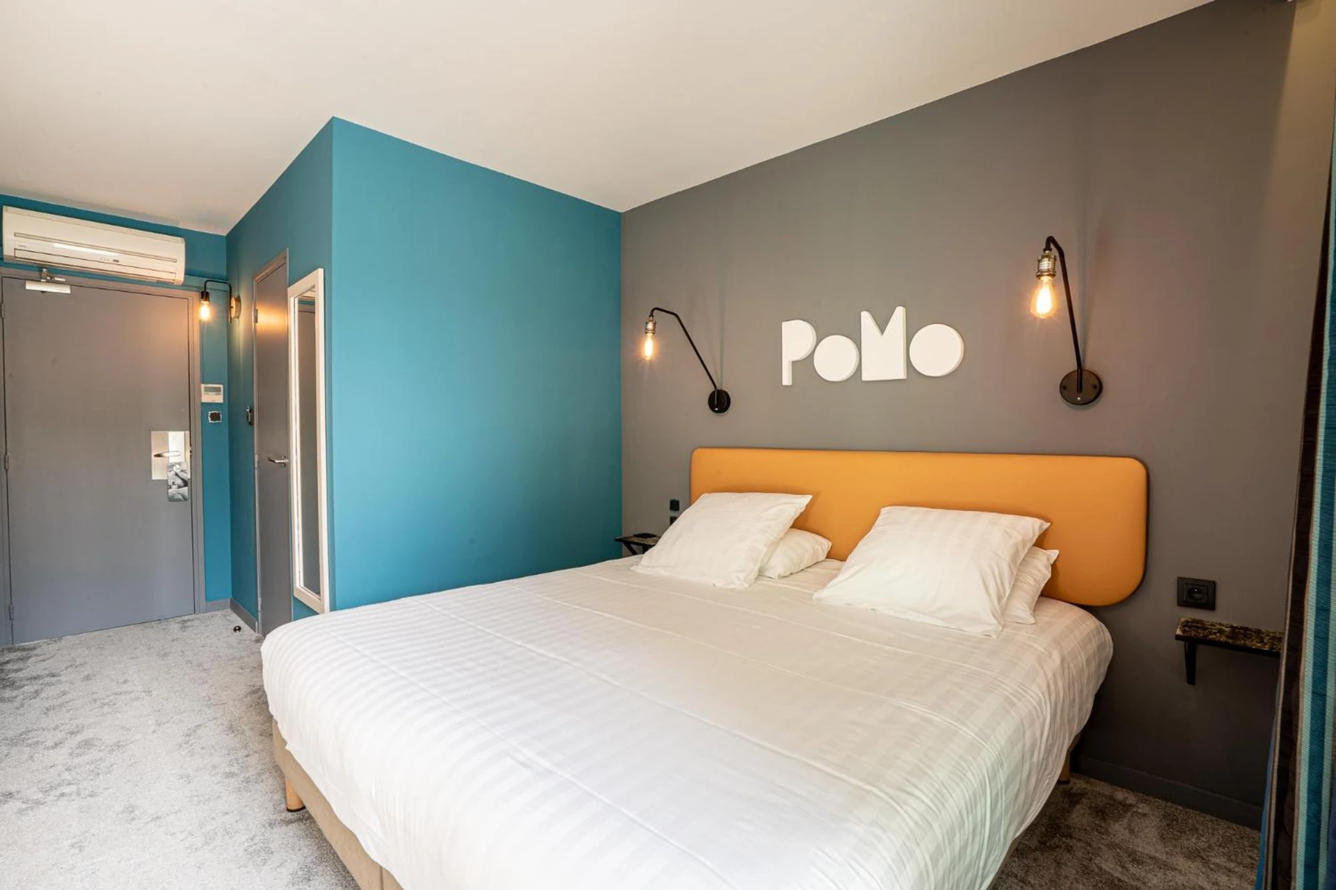 Chambre disponible pour un séminaire d'entreprise à PoMo Hôtel & Restaurant - Échirolles