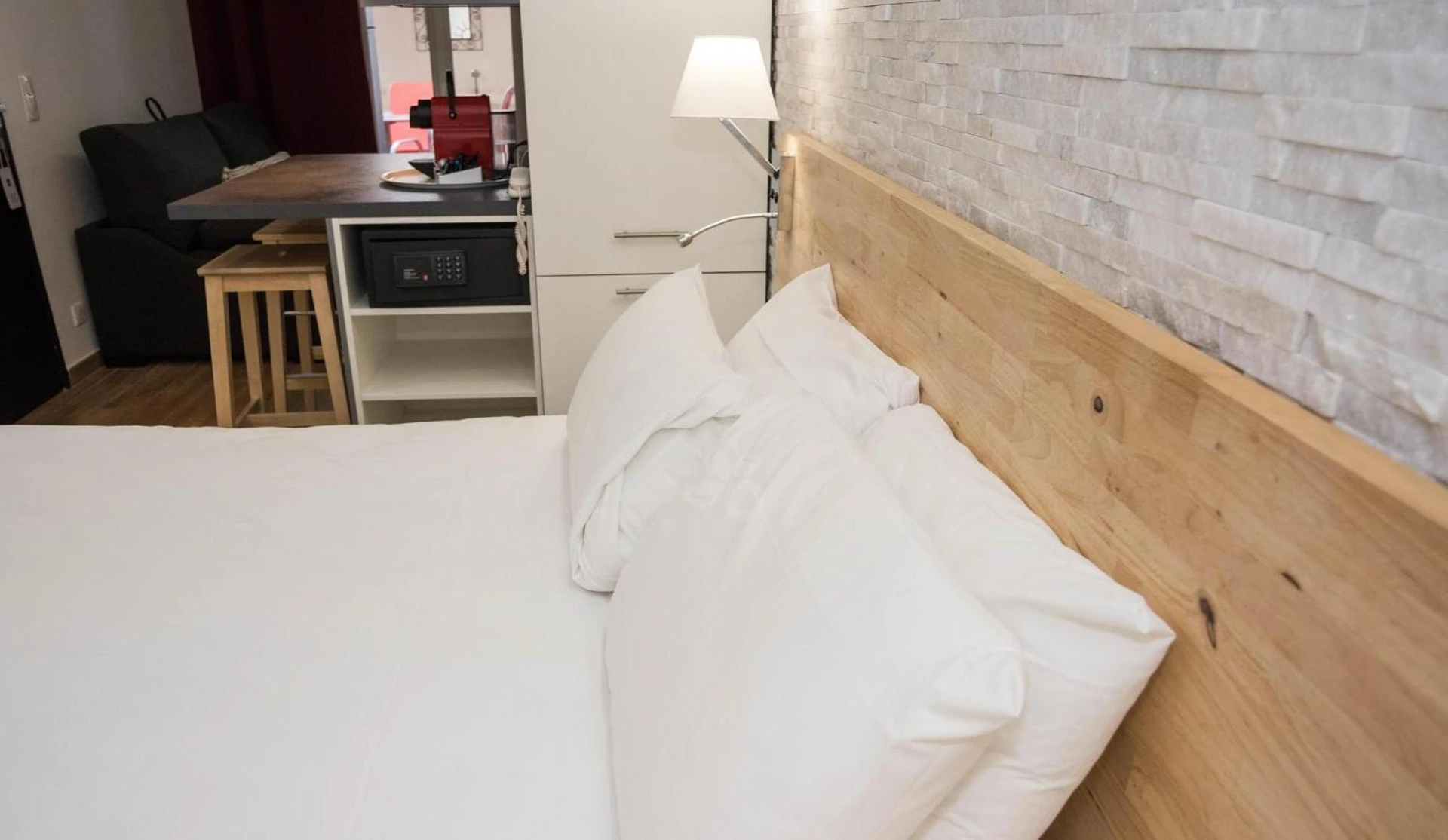Chambre disponible pour un séminaire d'entreprise à Privilège Hôtel & Apparts Eurociel Centre Comédie - Montpellier