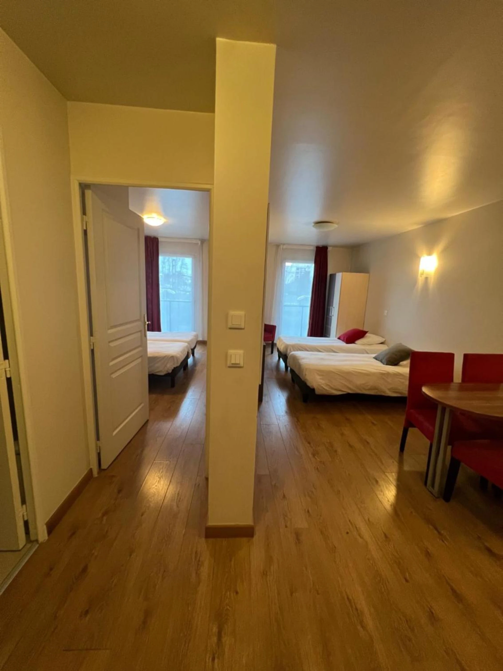 Organiser un séminaire d'entreprise : Villa Val Senart 1ere Avenue à quincy-sous-senart
