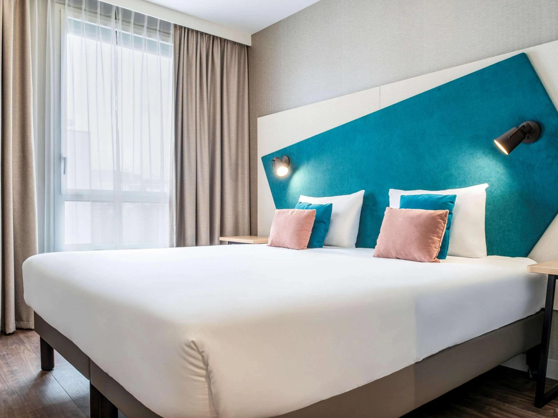 Chambre disponible pour un séminaire d'entreprise à Aparthotel Adagio Paris Suresnes Longchamp - Suresnes