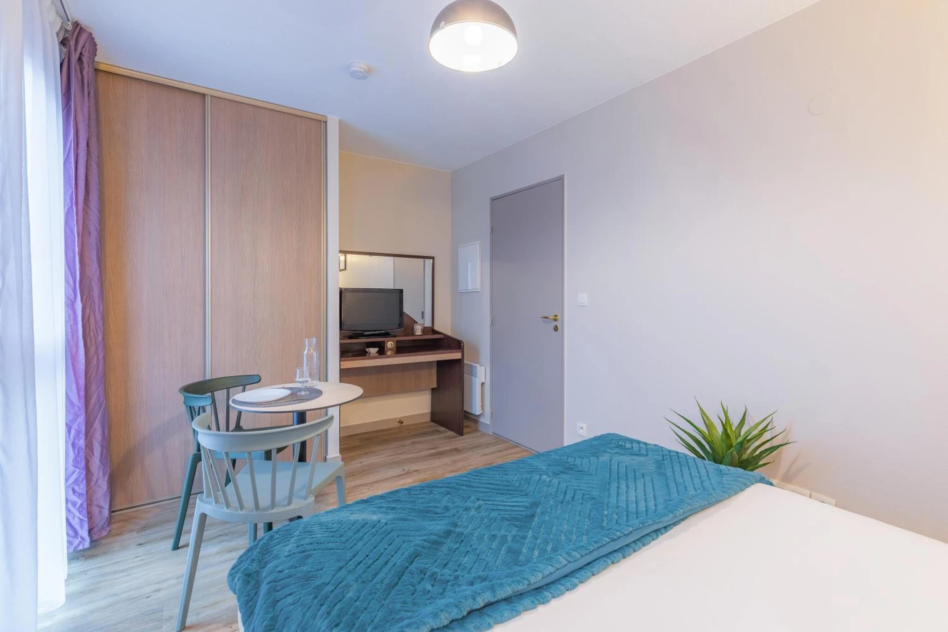 Chambre disponible pour un séminaire d'entreprise à Appart'City Classic Angoulême Centre - Angoulême