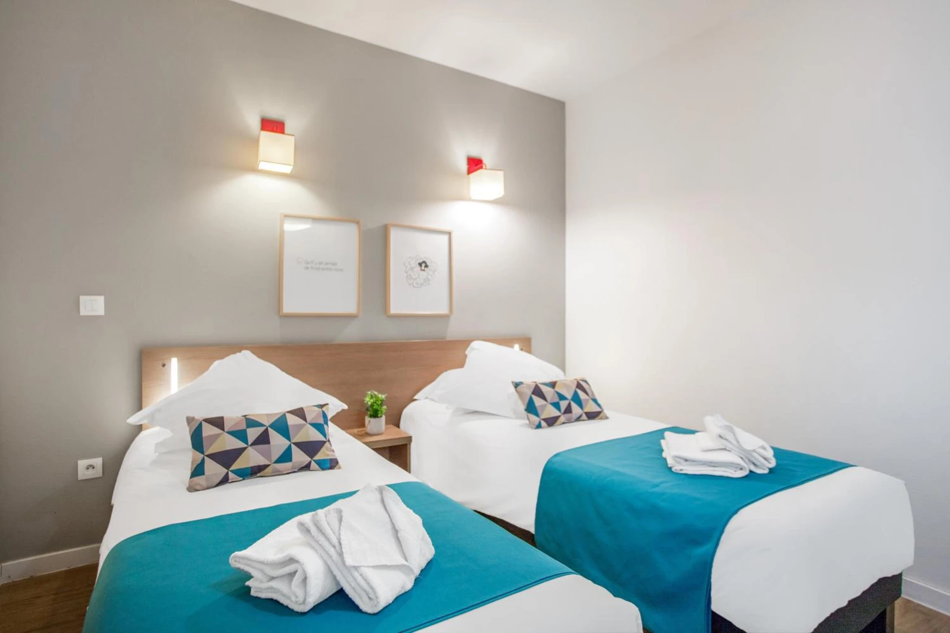 Magnifique chambre pour un séminaire d'entreprise à Appart'City Classic Annemasse Centre - Pays de Genève - Annemasse
