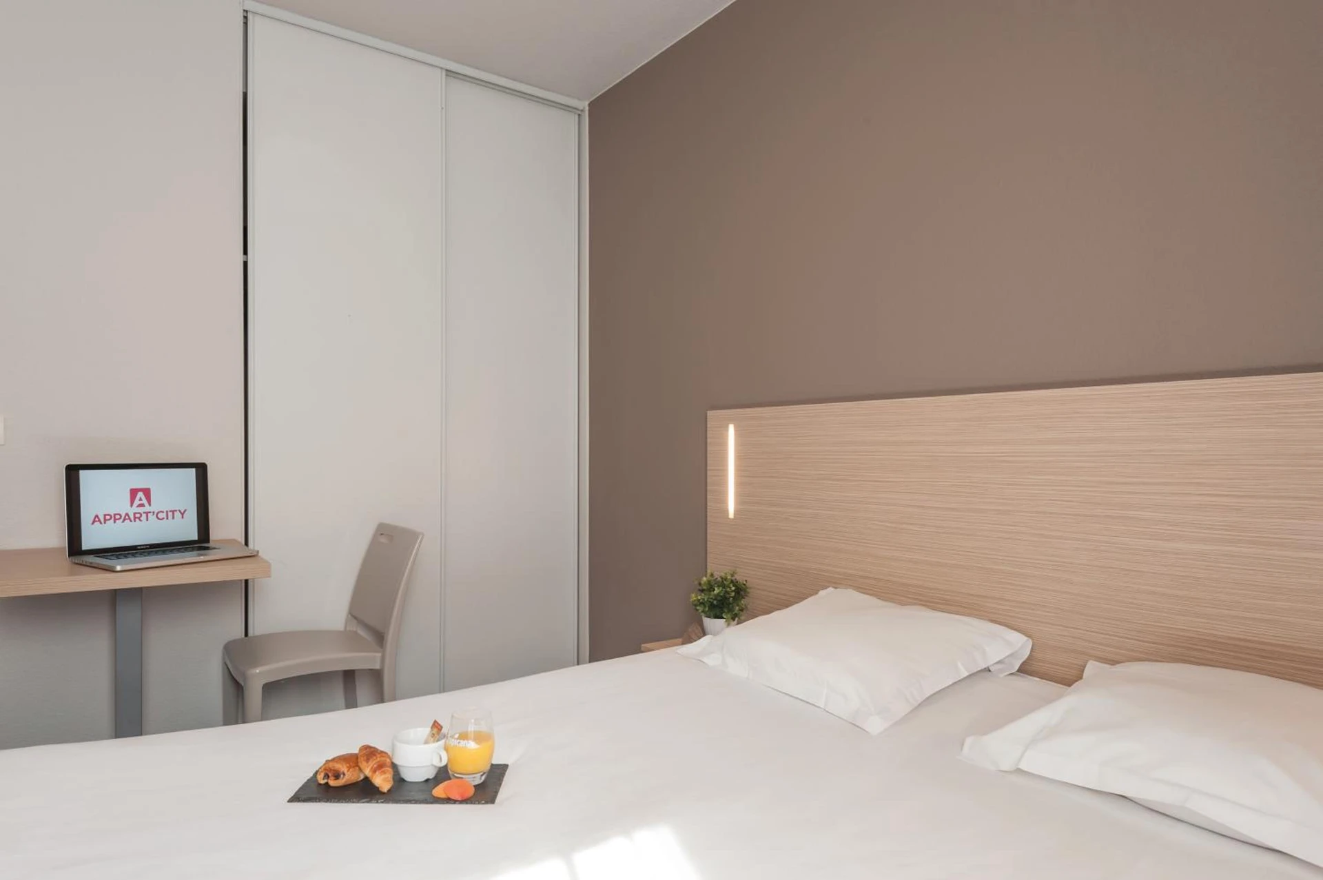 Magnifique chambre pour un séminaire d'entreprise à Appart'City Classic Lyon Part Dieu Garibaldi - Lyon