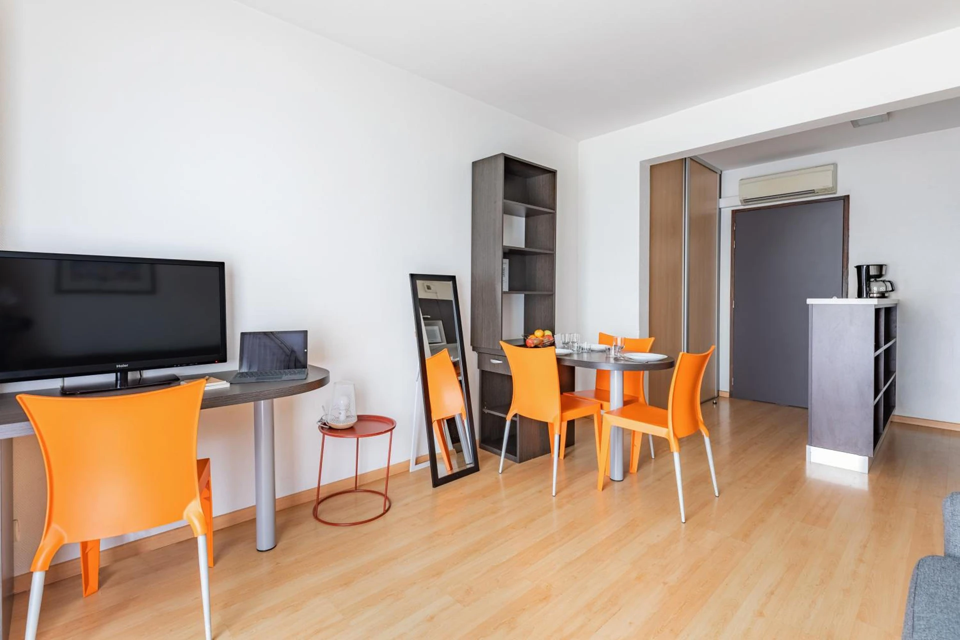 Magnifique chambre pour un séminaire d'entreprise à Appart'City Classic Nantes - Carquefou - Carquefou