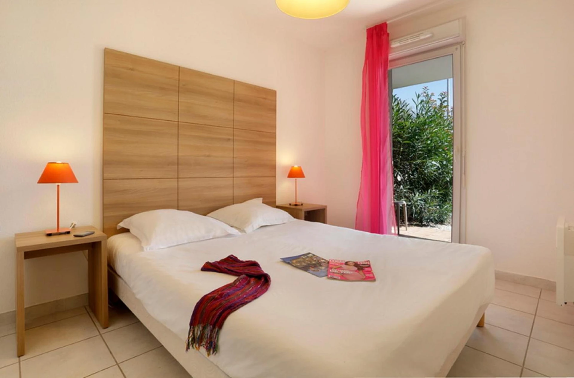 Chambre disponible pour un séminaire d'entreprise à Vacancéole - Résidence Cap Camargue - Le Grau-du-Roi