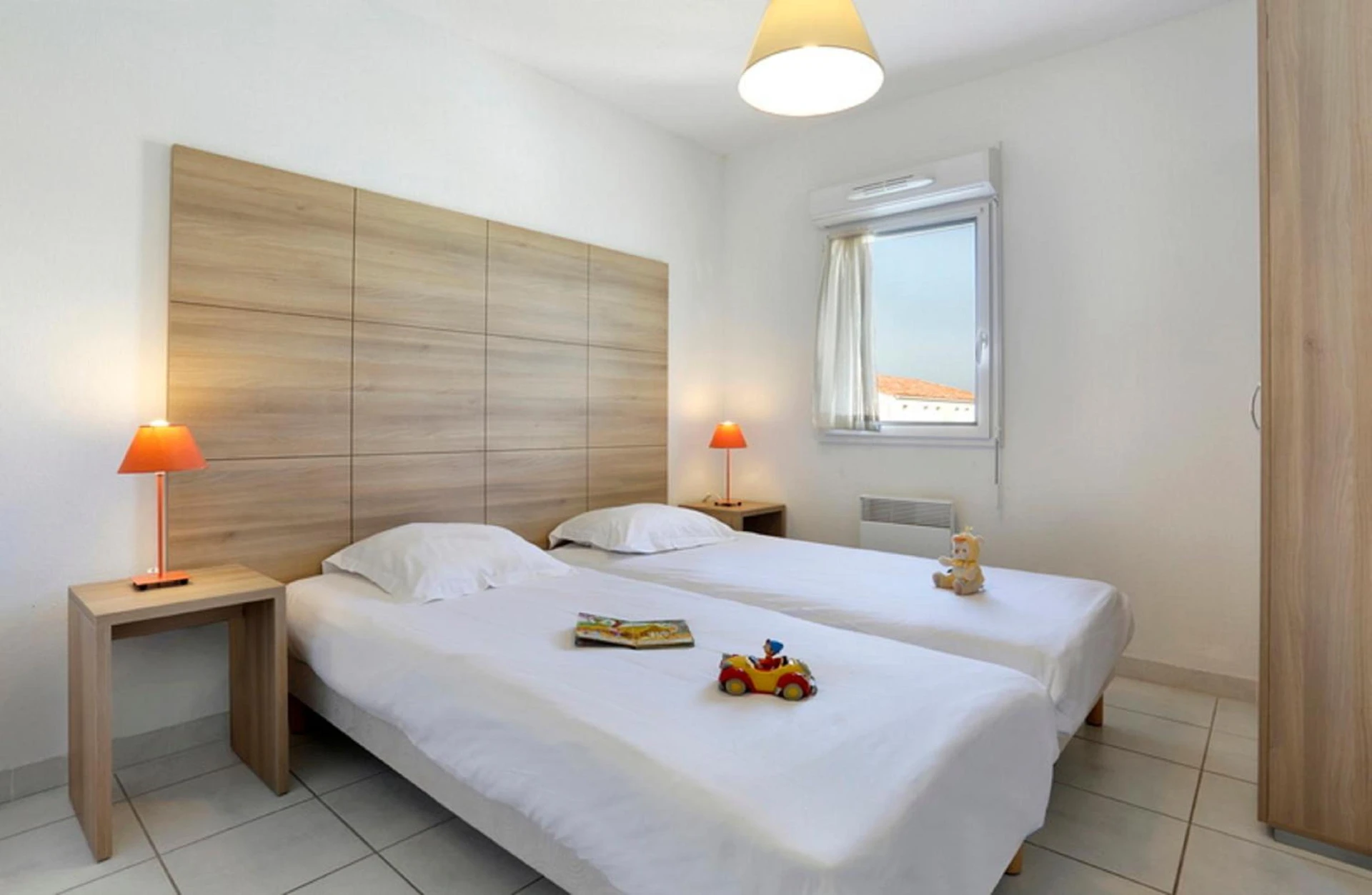 Magnifique chambre pour un séminaire d'entreprise à Vacancéole - Résidence Cap Camargue - Le Grau-du-Roi