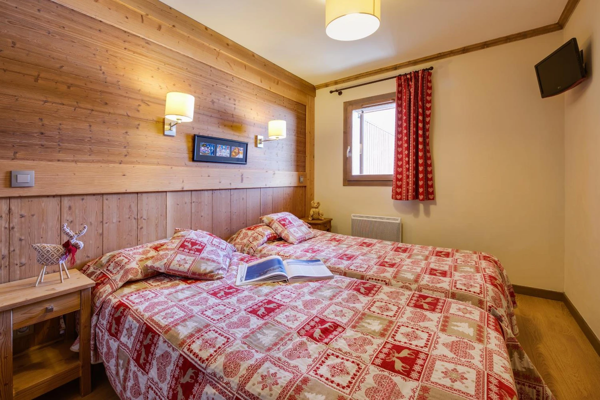 Chambre disponible pour un séminaire d'entreprise à CGH Résidences & Spas Le Ruitor - Sainte-Foy-Tarentaise