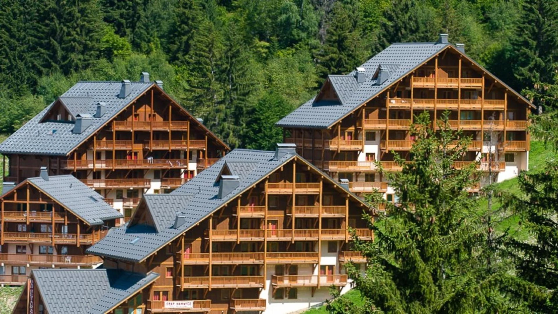 Salle de séminaire à Chalet des Neiges Oz en Oisans - Organiser un événement professionnel à Oz