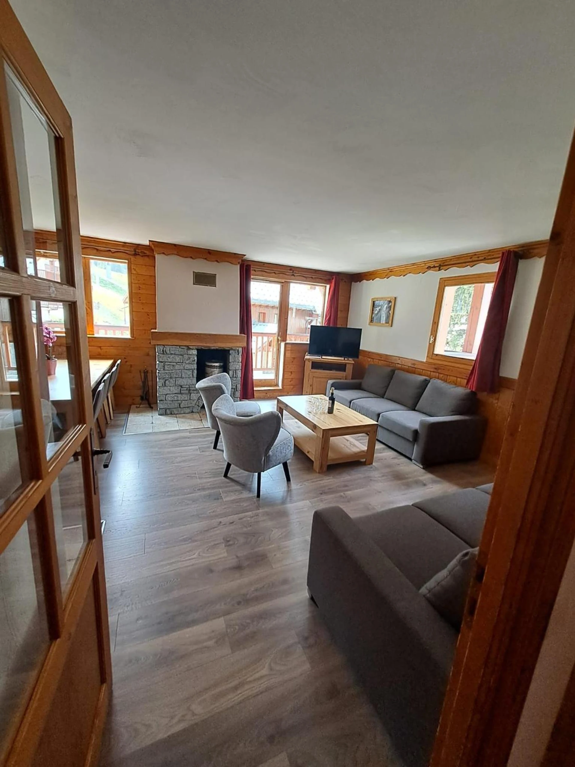 Lieu convivial pour un séminaire d'entreprise à Chalet des Neiges Oz en Oisans - Oz - En savoir plus 