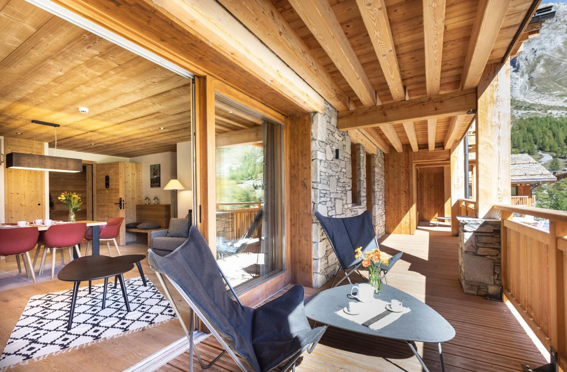 Salle de séminaire à Chalet Hôtelier LES EQUINOXES - VAL D'ISERE - Organiser un événement professionnel à La Daille