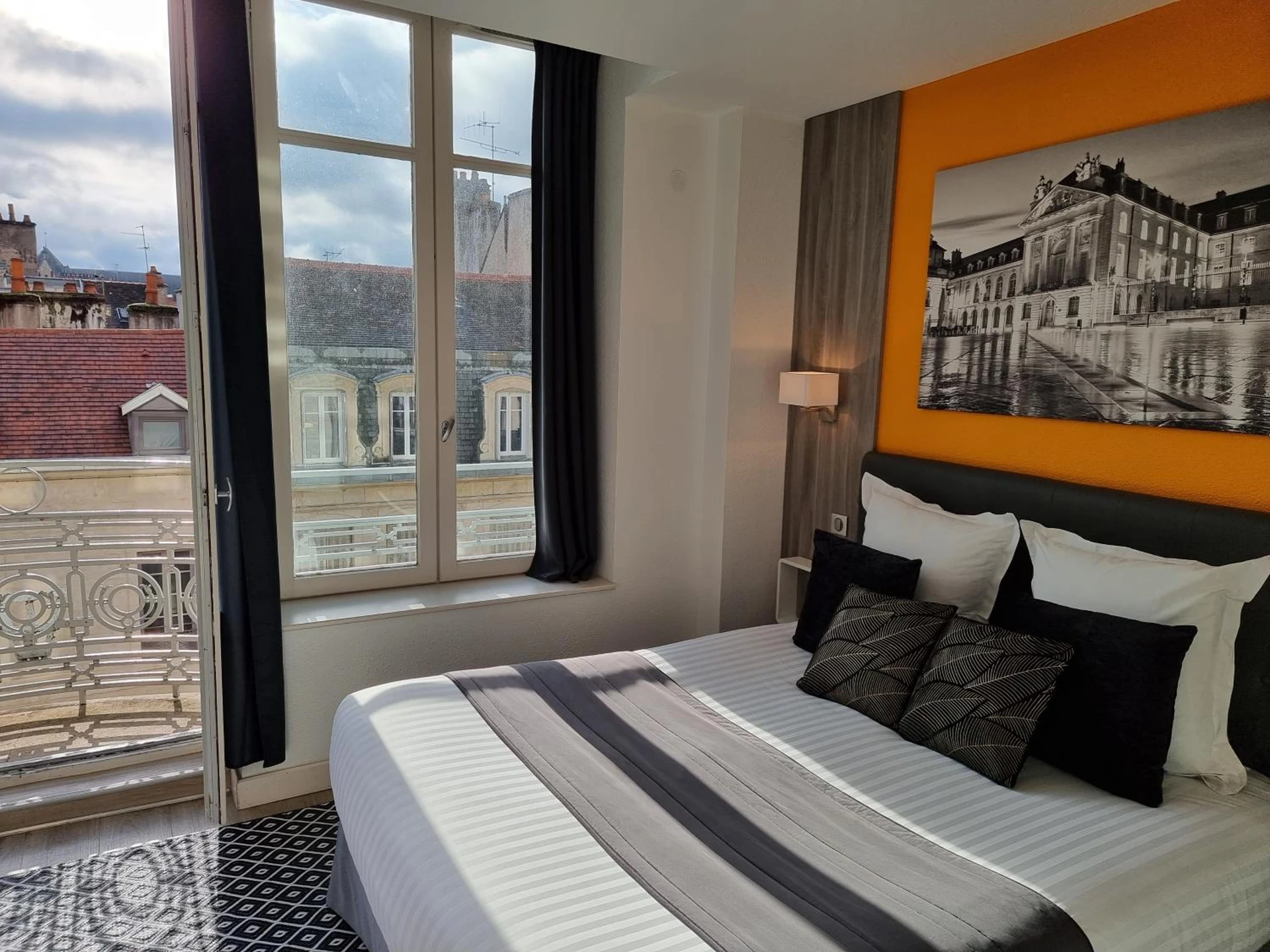 Chambre disponible pour un séminaire d'entreprise à City Loft Apparthotel - Dijon