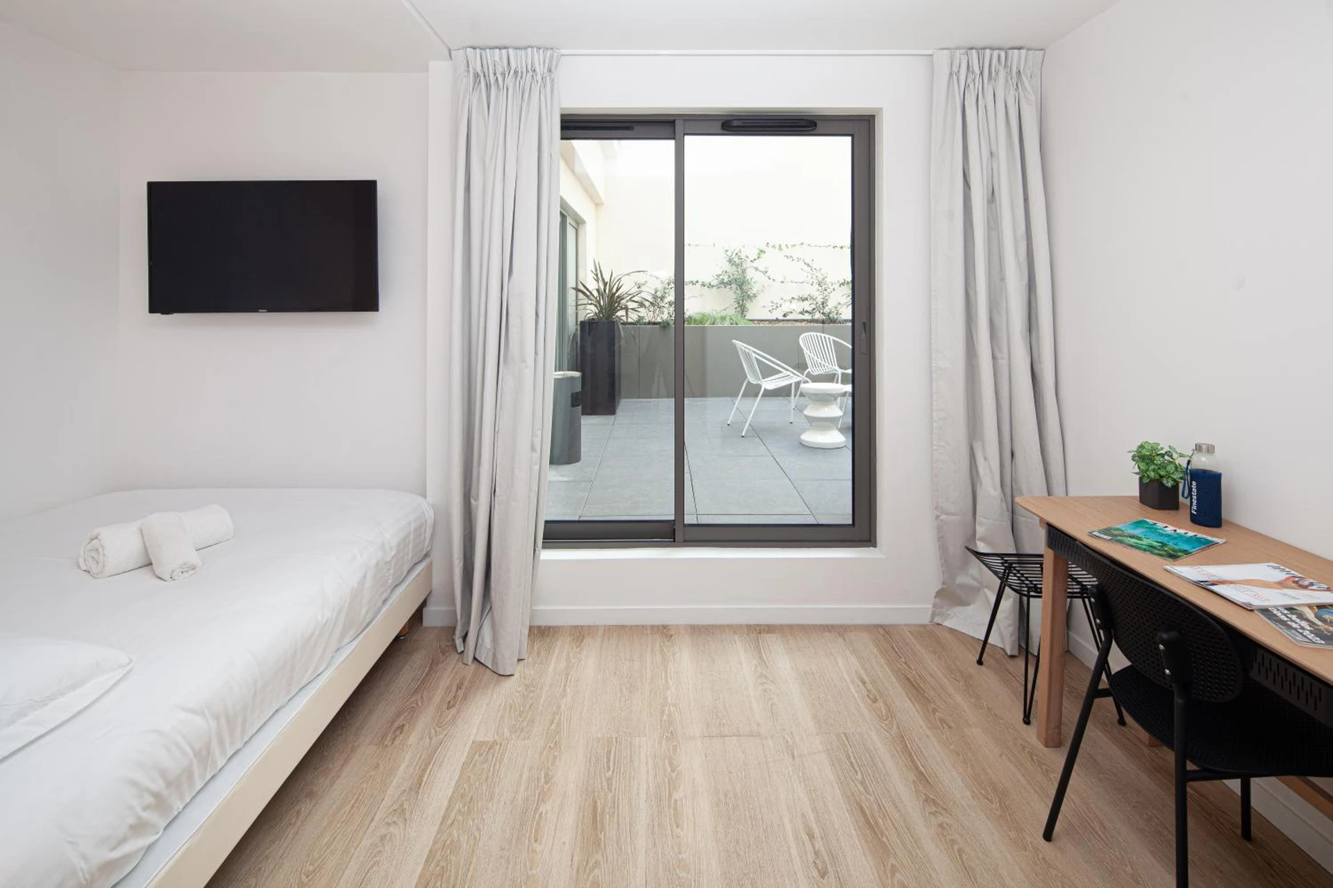 Chambre disponible pour un séminaire d'entreprise à FINESTATE Coliving Champs-Elysées - Paris