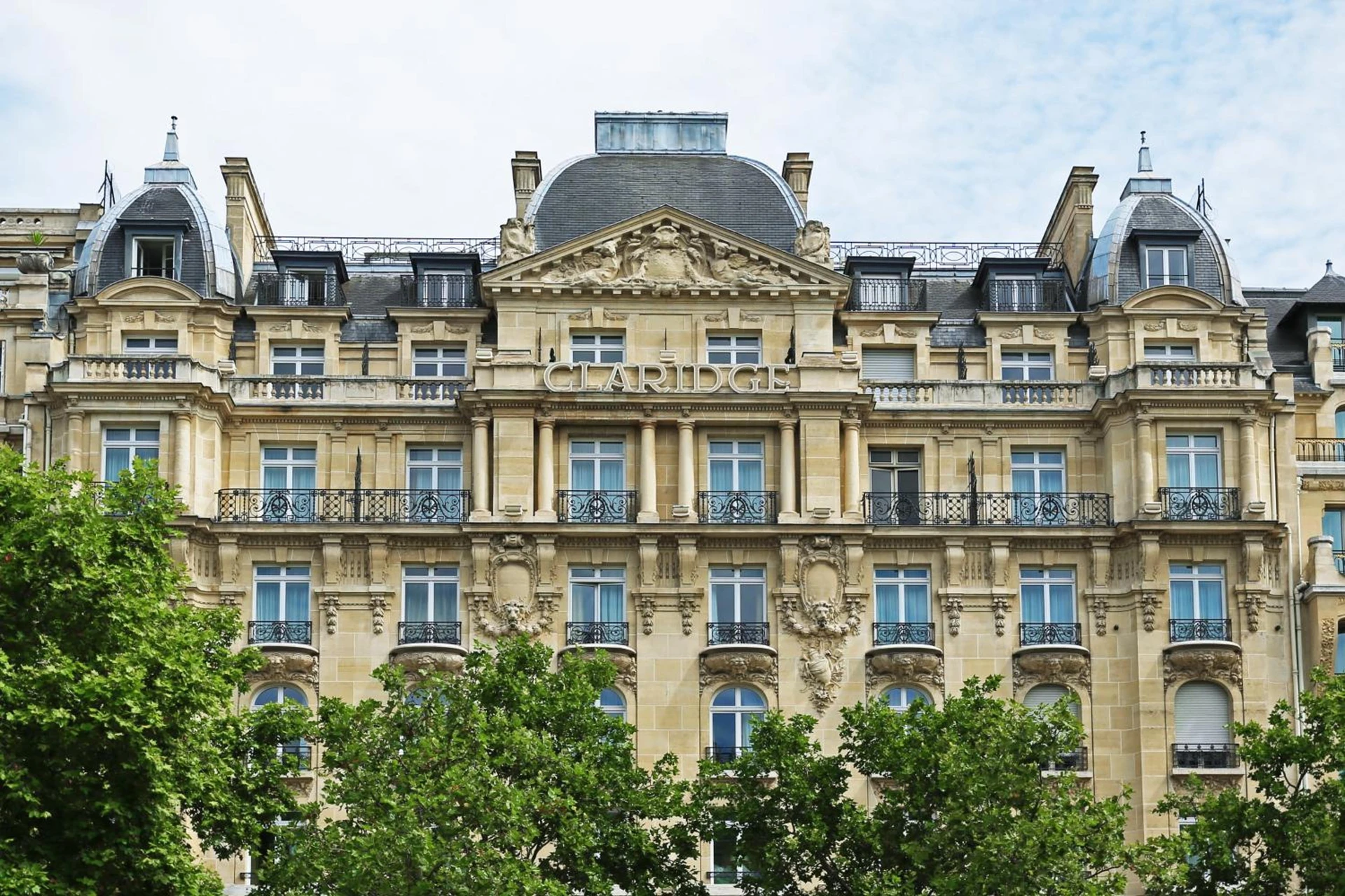 Chambre à Fraser Suites Le Claridge Champs-Elysées - Organiser un séminaire d'entreprise à Paris