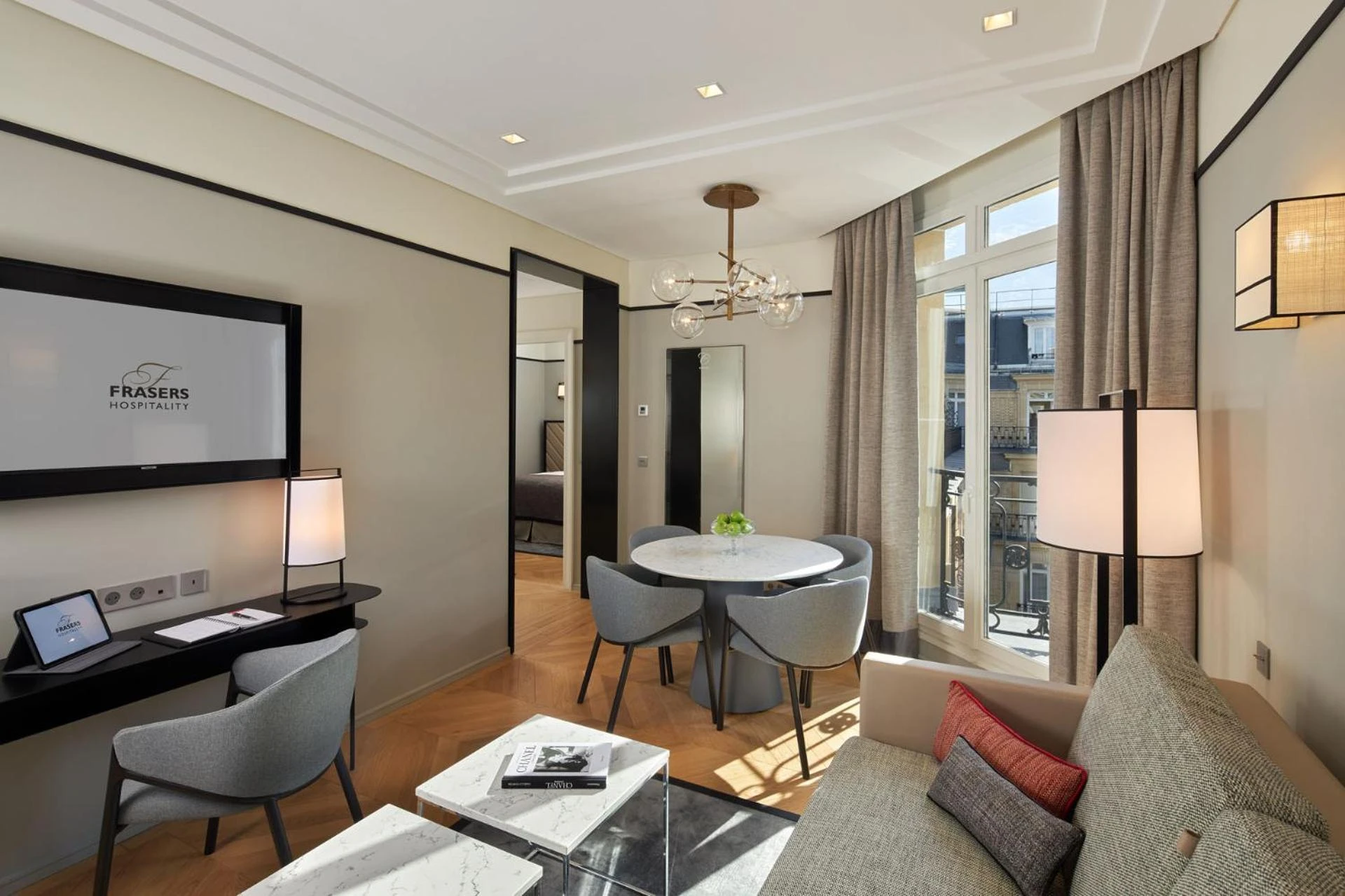 Chambre disponible pour un séminaire d'entreprise à Fraser Suites Le Claridge Champs-Elysées - Paris