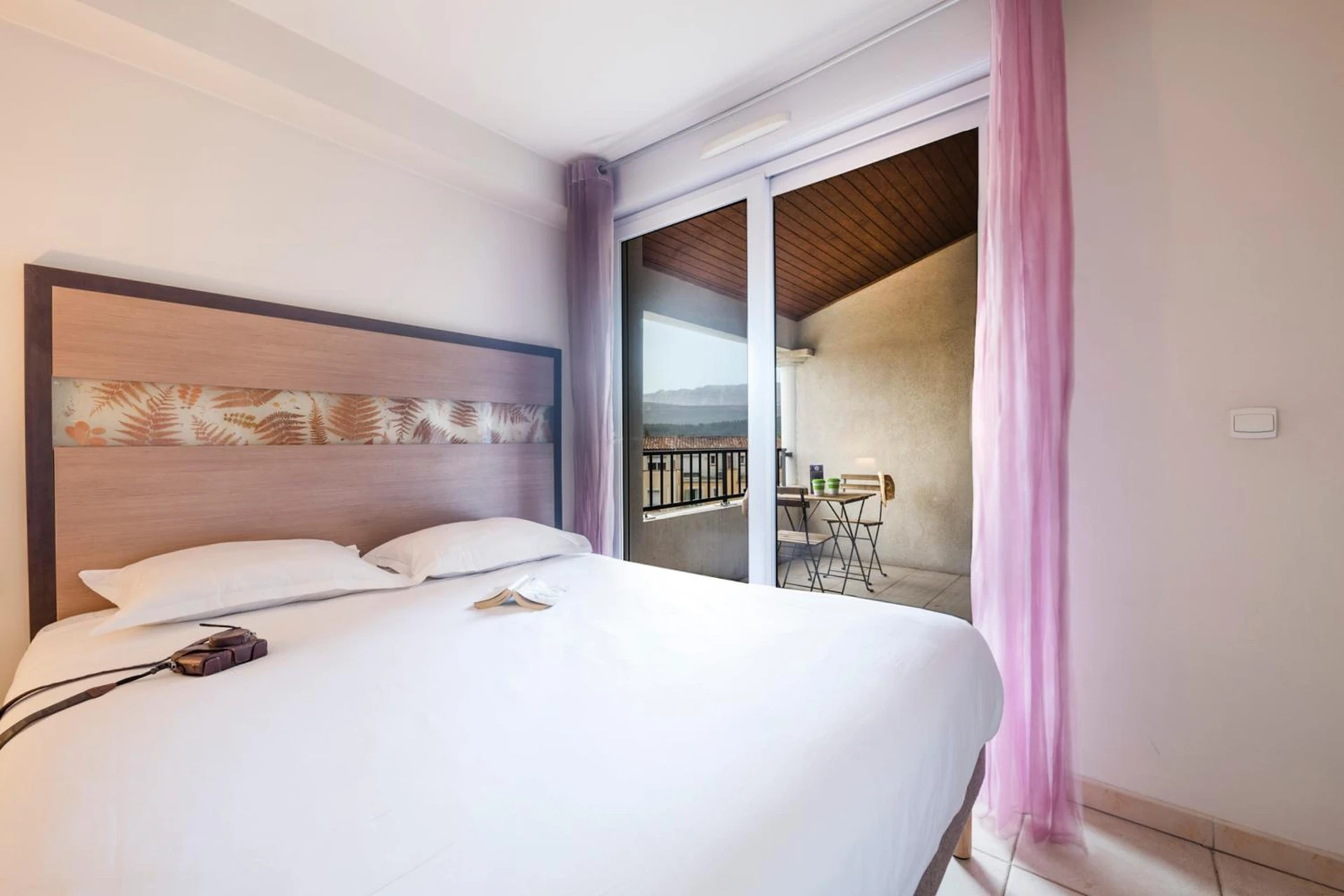 Chambre disponible pour un séminaire d'entreprise à Garden & City Aix En Provence - Rousset - Rousset