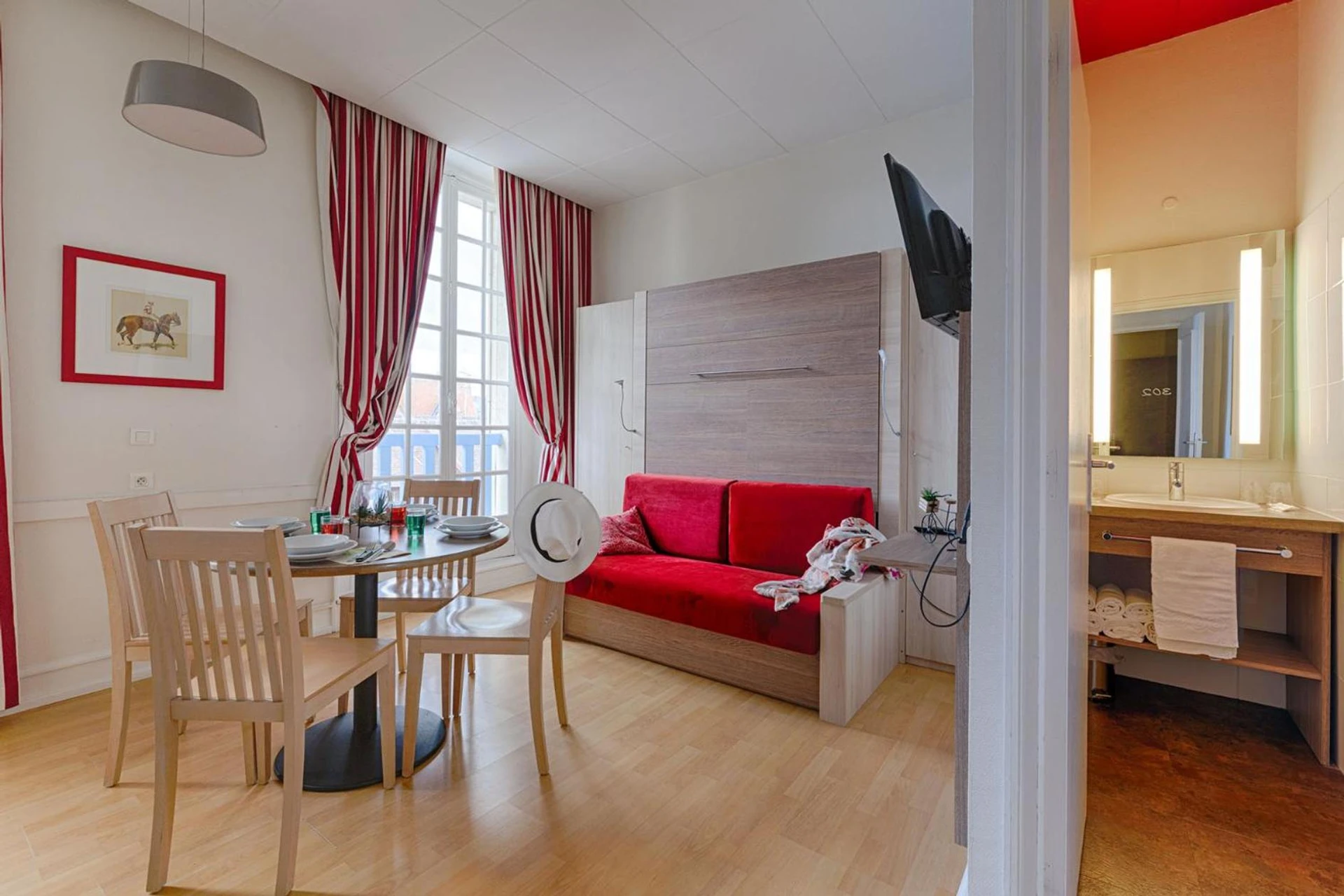 Chambre disponible pour un séminaire d'entreprise à Goélia Résidence Le Castel Normand - Deauville