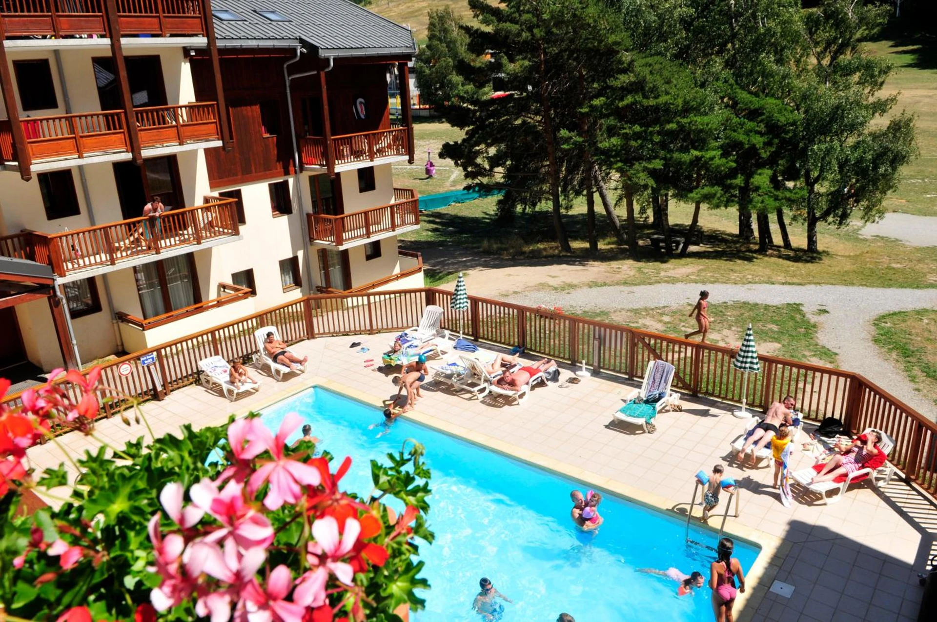 Espaces de team building à Résidence Goélia Les Balcons d'Anaïs - Organiser un séminaire d'entreprise à La Norma