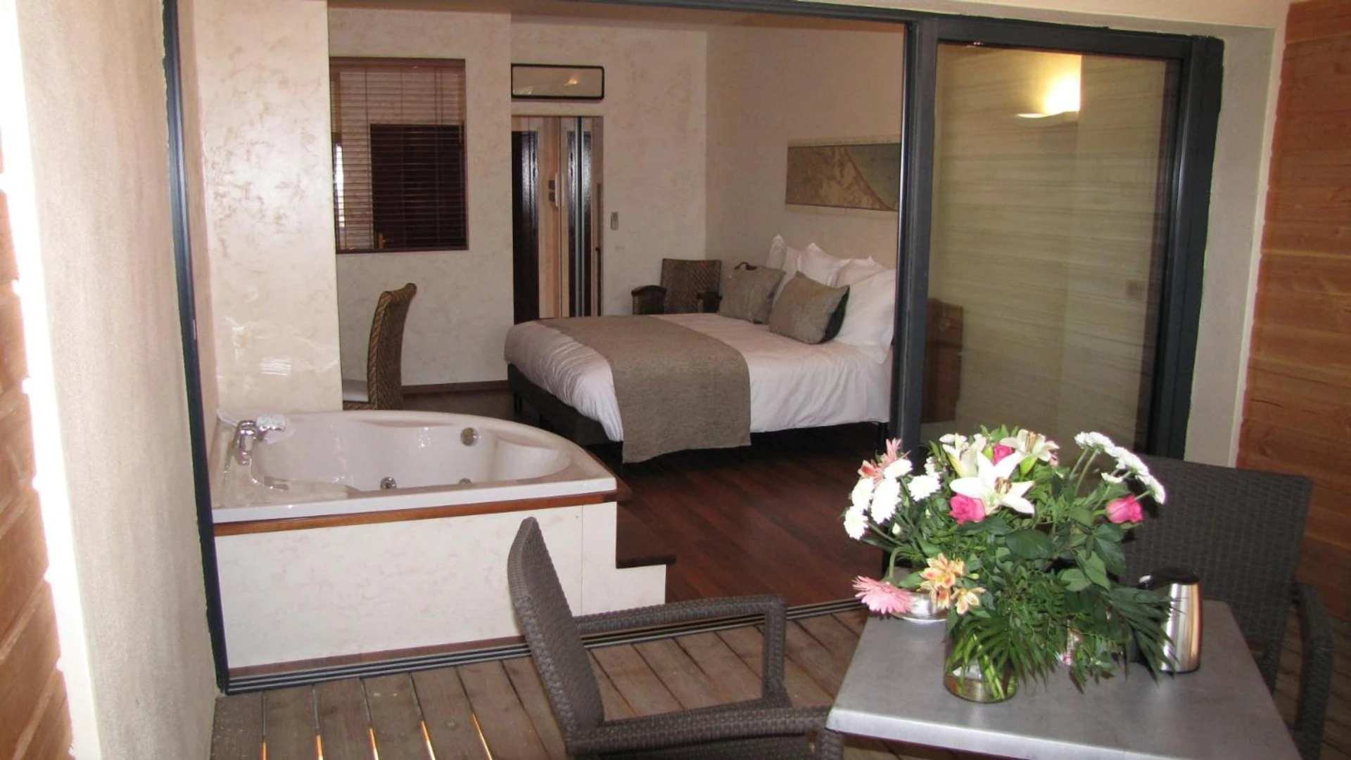 Chambre à Ile du Gua Suites - Organiser un séminaire d'entreprise à Narbonne