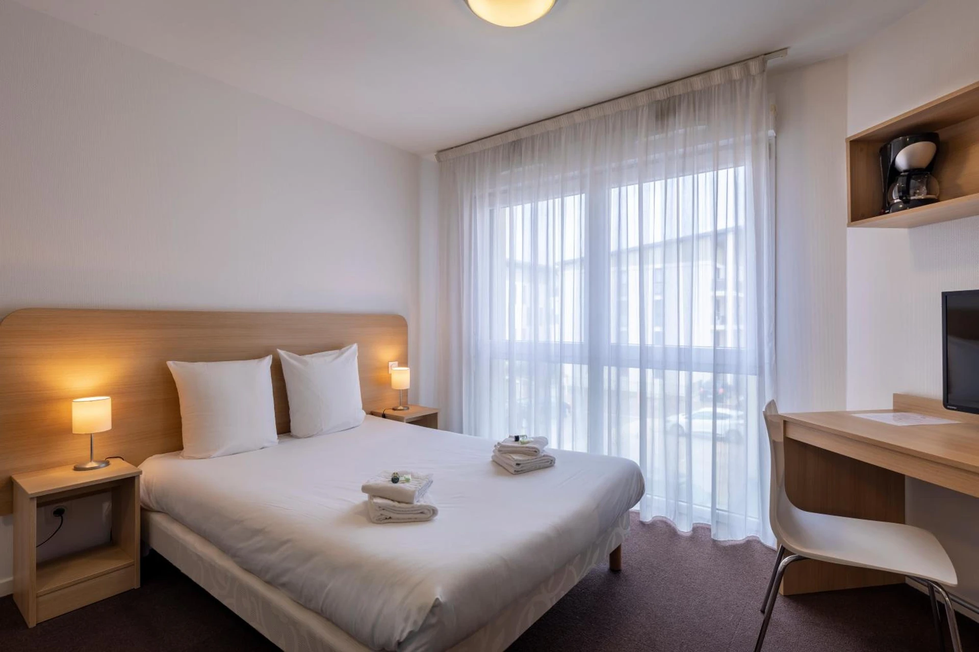 Magnifique chambre pour un séminaire d'entreprise à The Originals Residence, Kosy Appart'hotels Troyes City & Park - Troyes