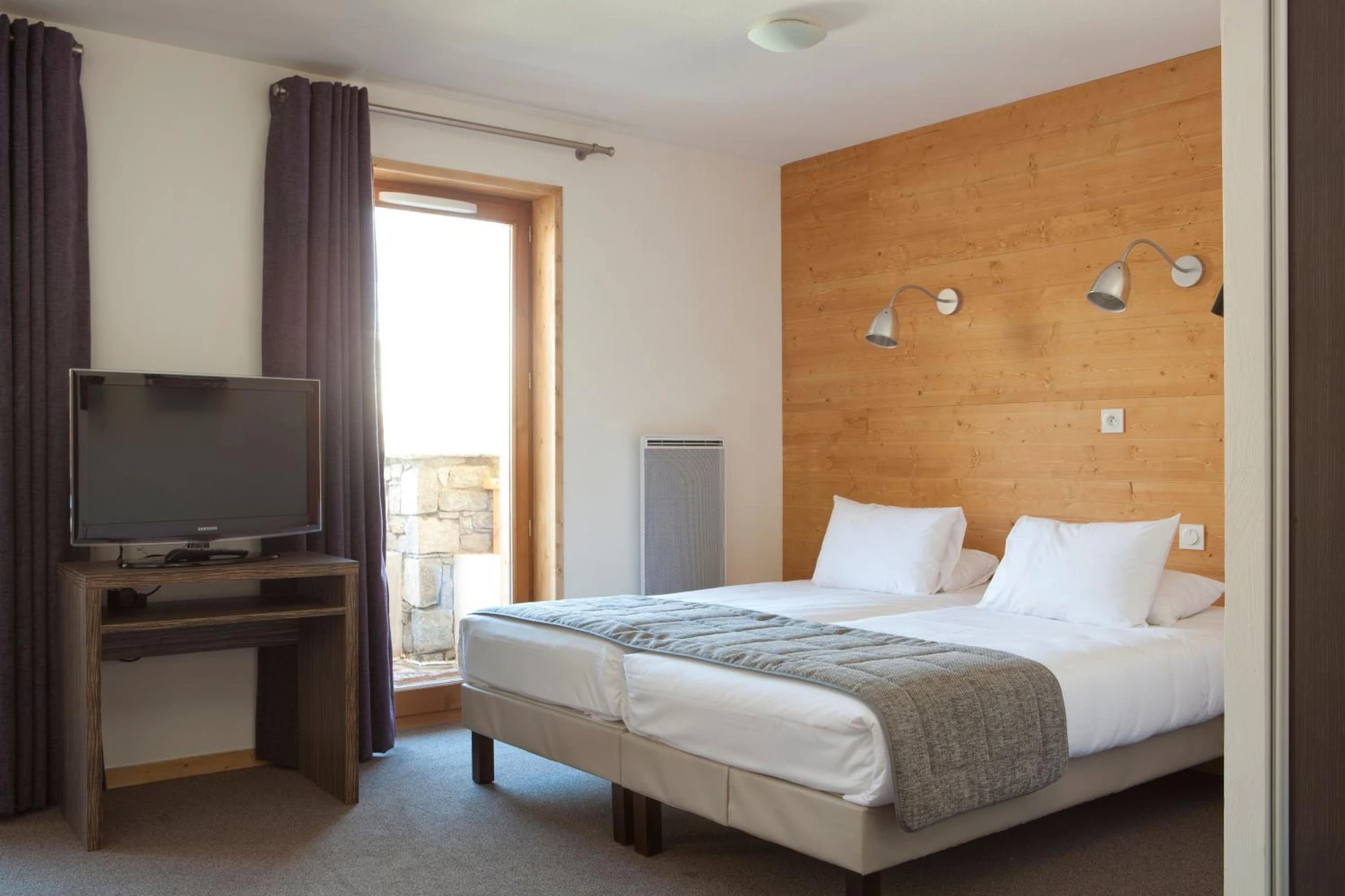 Chambre disponible pour un séminaire d'entreprise à Lagrange Vacances l'Alpenrose - L'Alpe-d'Huez