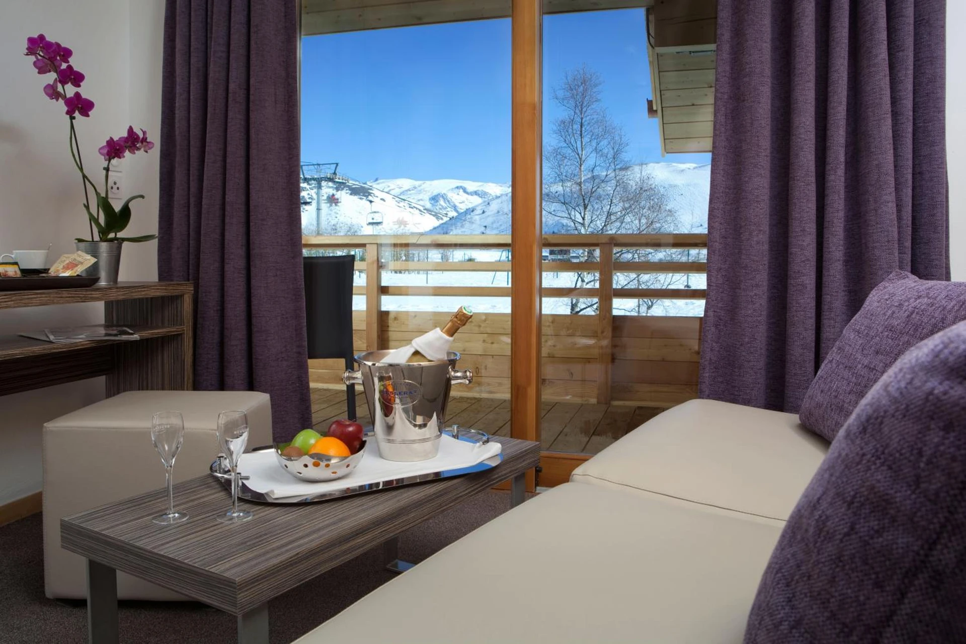 Magnifique chambre pour un séminaire d'entreprise à Lagrange Vacances l'Alpenrose - L'Alpe-d'Huez