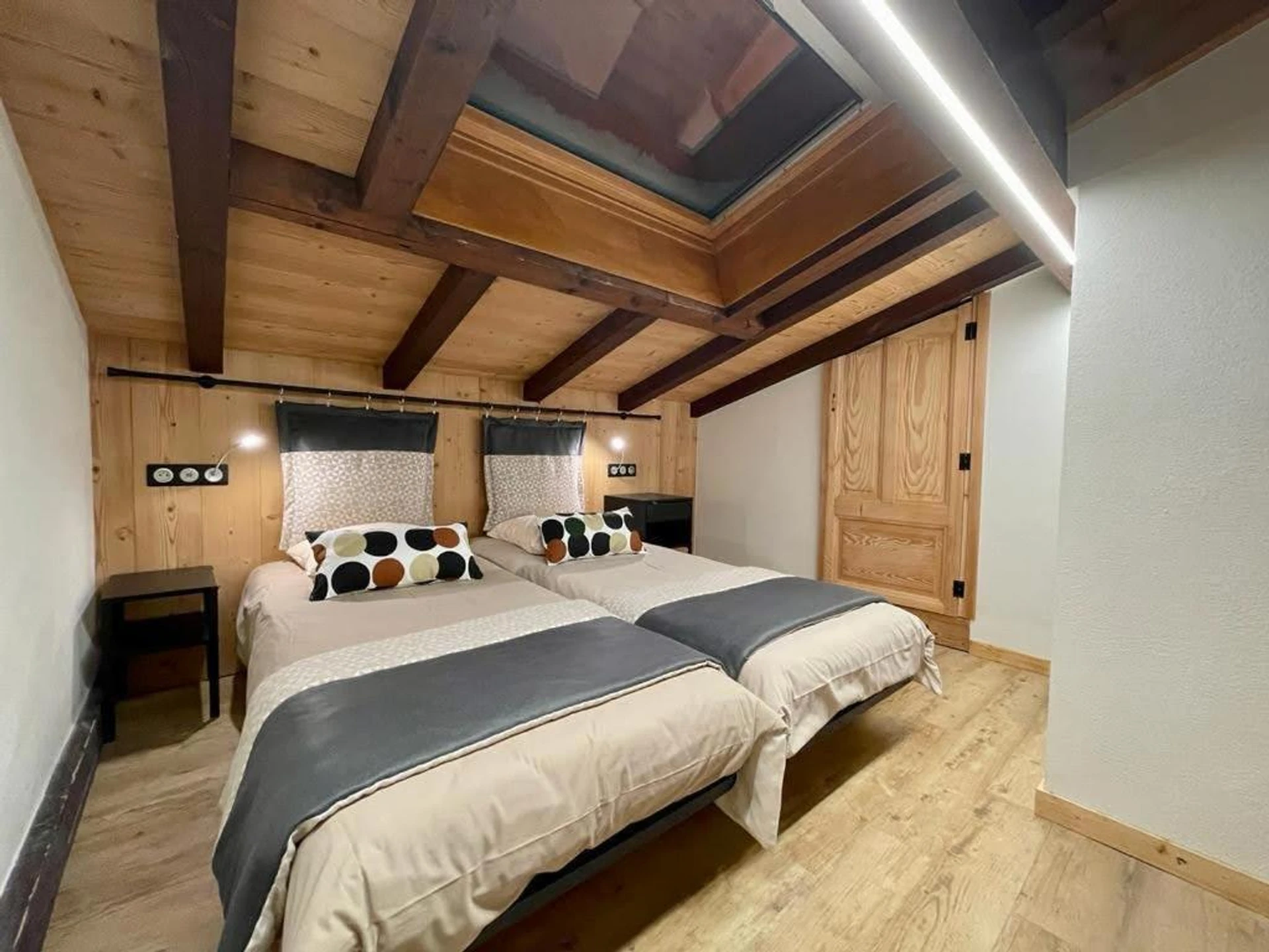 Magnifique chambre pour un séminaire d'entreprise à Résidence La Cour - Samoëns