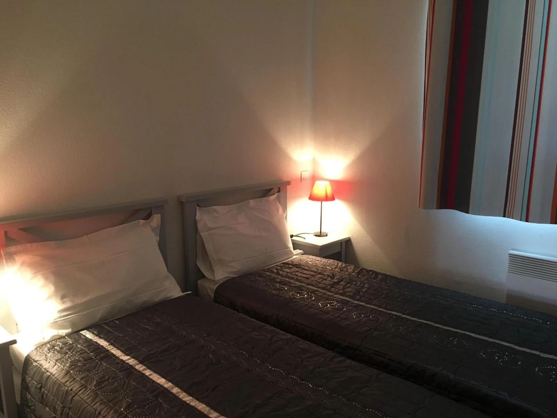 Chambre disponible pour un séminaire d'entreprise à Laouchet Le Hameau des Grands Lacs - Parentis-en-Born