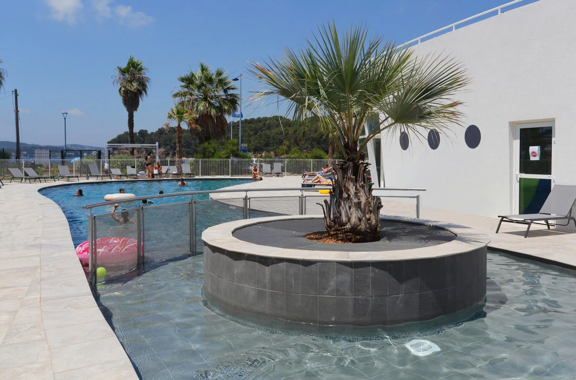 Lieu convivial pour un séminaire d'entreprise à Résidence Néméa Le Cap Azur - Saint-Mandrier-sur-Mer - En savoir plus 