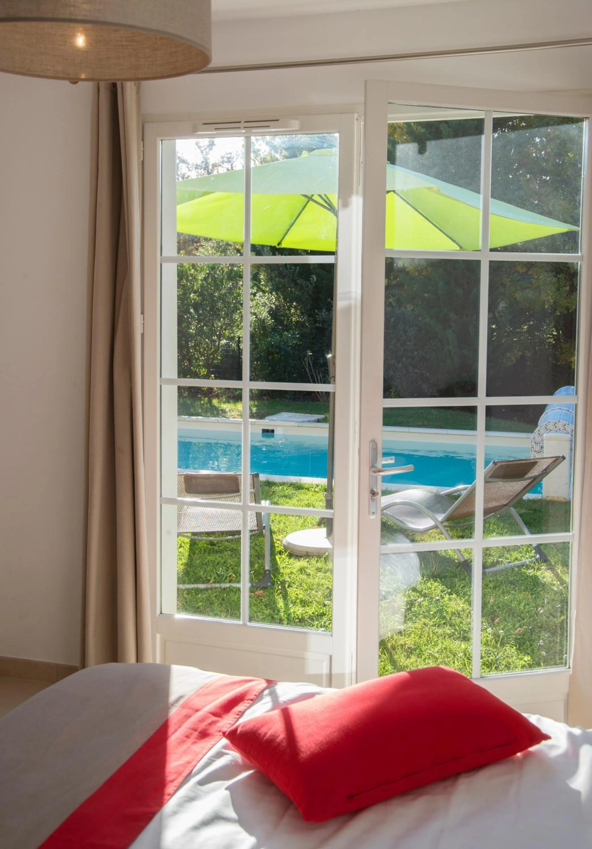 Chambre disponible pour un séminaire d'entreprise à Lagrange Vacances - Le Clos Savornin - Saint-Saturnin-lès-Apt