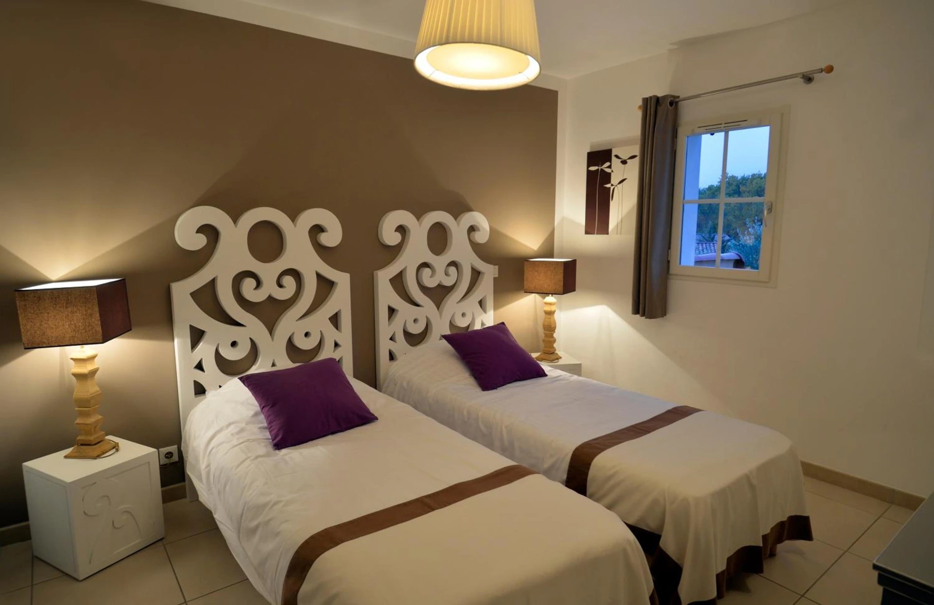 Chambre disponible pour un séminaire d'entreprise à Lagrange Vacances - Le Clos Savornin - Saint-Saturnin-lès-Apt