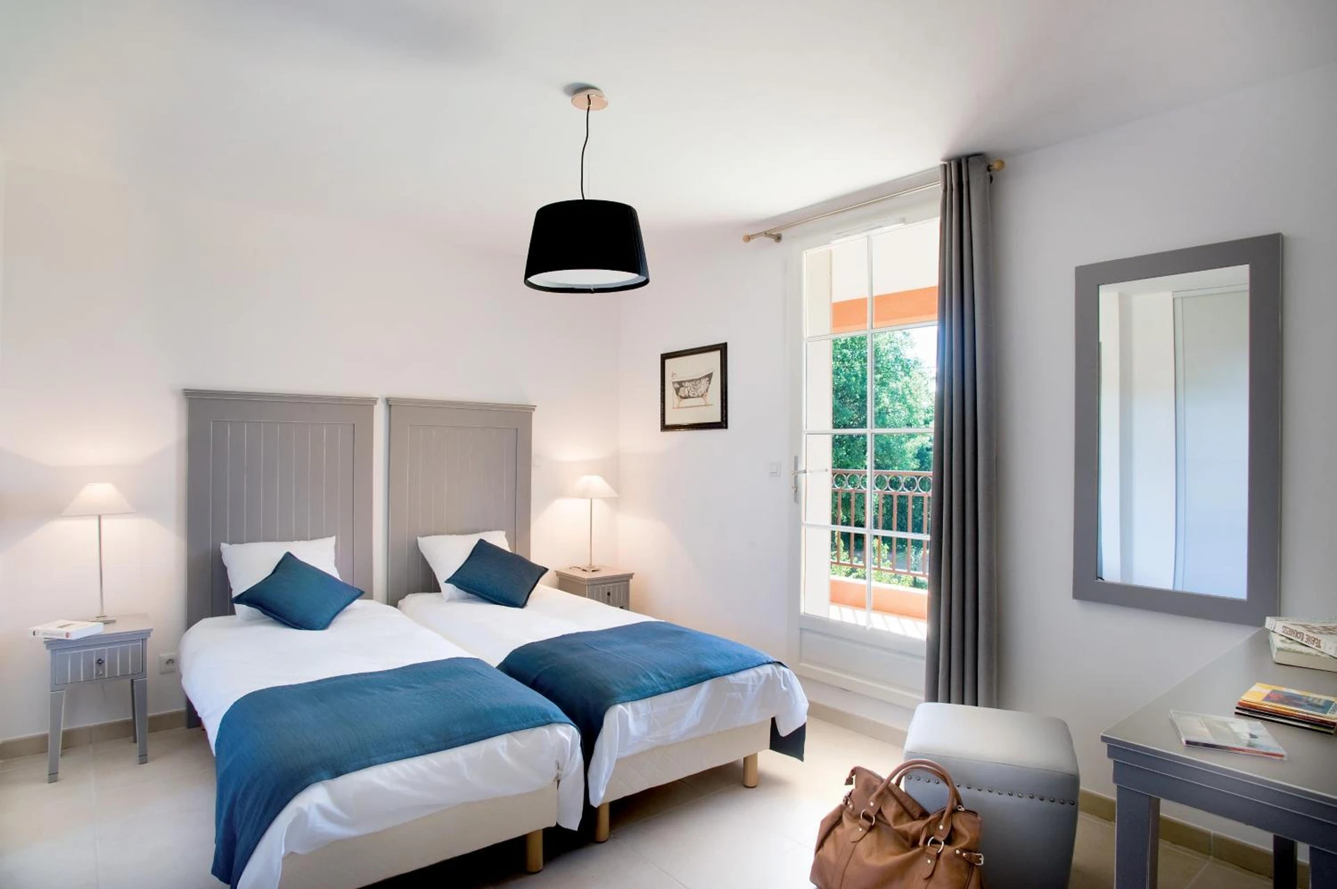 Chambre disponible pour un séminaire d'entreprise à Lagrange Vacances - Le Clos Savornin - Saint-Saturnin-lès-Apt