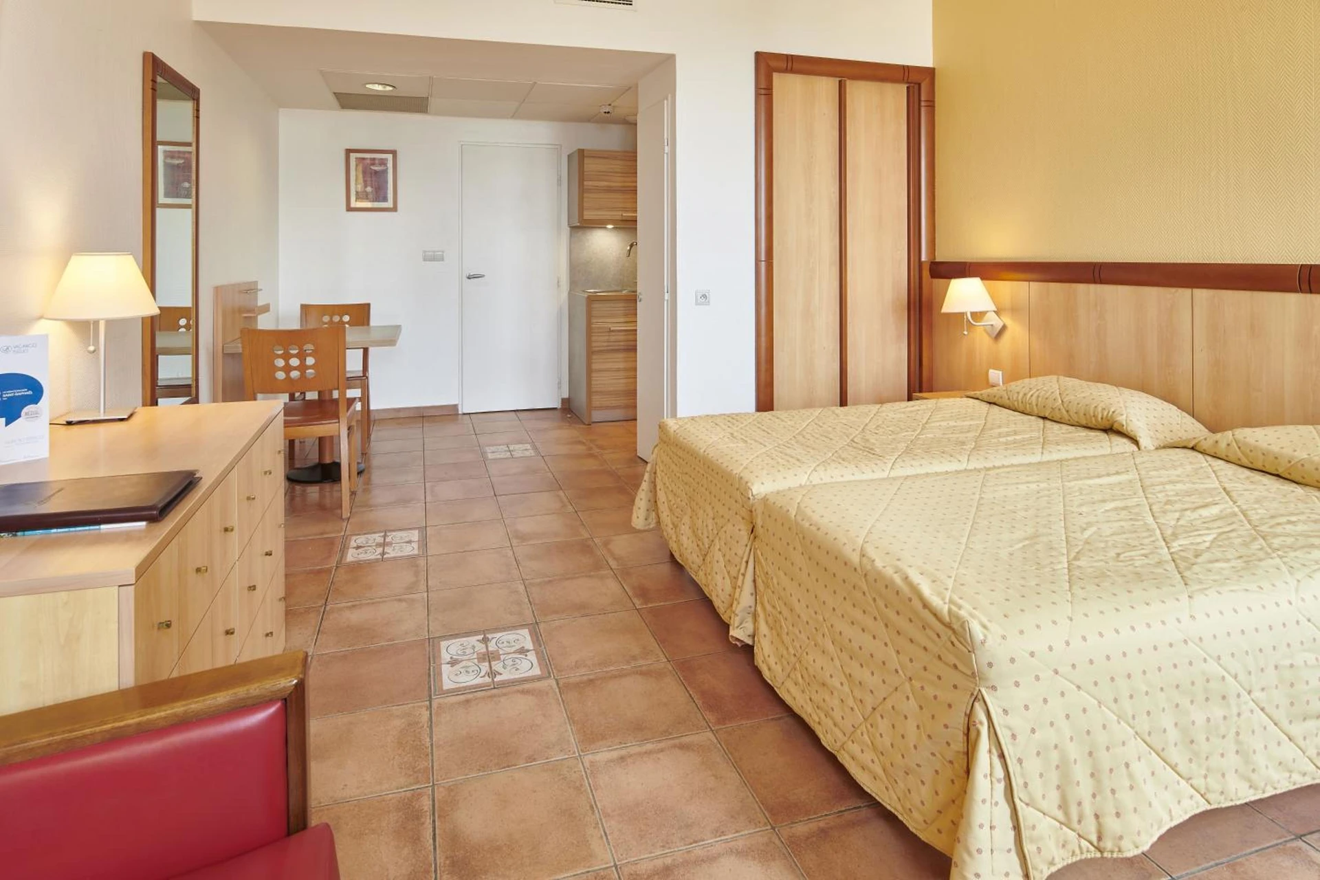 Chambre disponible pour un séminaire d'entreprise à Residence Vacances Bleues le Mediterranée - Saint-Raphaël