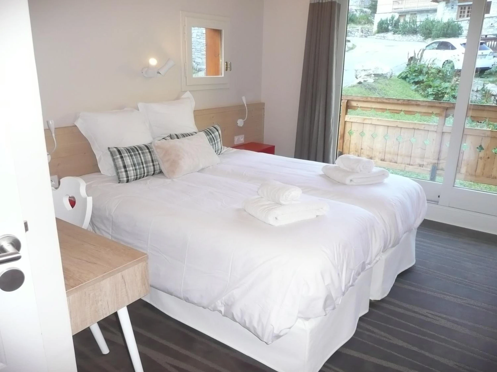 Chambre disponible pour un séminaire d'entreprise à Les Chalets Du Jardin Alpin - Val dʼIsère