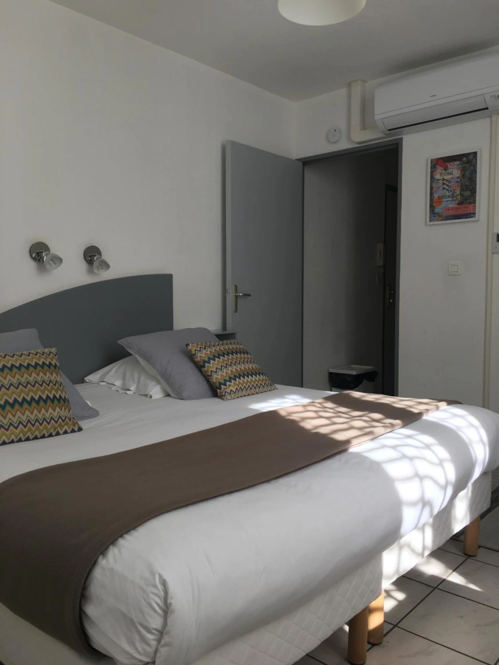 Chambre disponible pour un séminaire d'entreprise à Résidence Les Cordeliers - Avignon