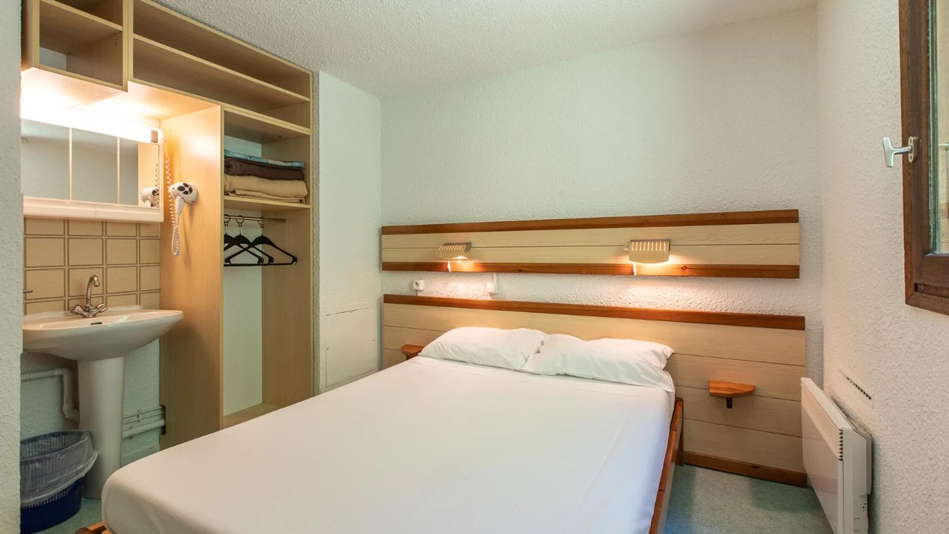 Chambre disponible pour un séminaire d'entreprise à Vacancéole - Résidence Les Gorges Rouges - Guillaumes