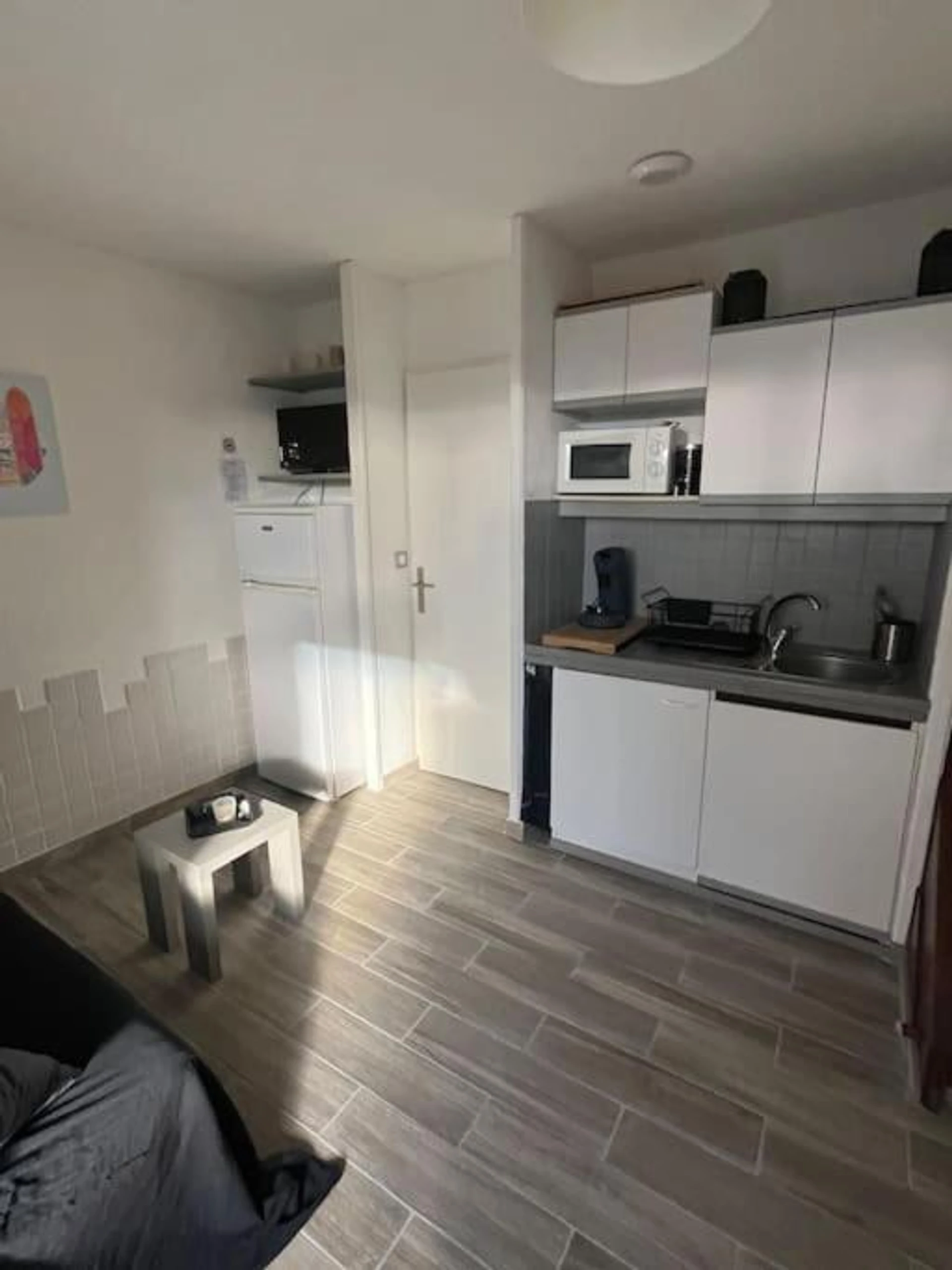 Lieu convivial pour un séminaire d'entreprise à Maisonnette les Marines d'Helios T2 cabine - Marseillan - En savoir plus 