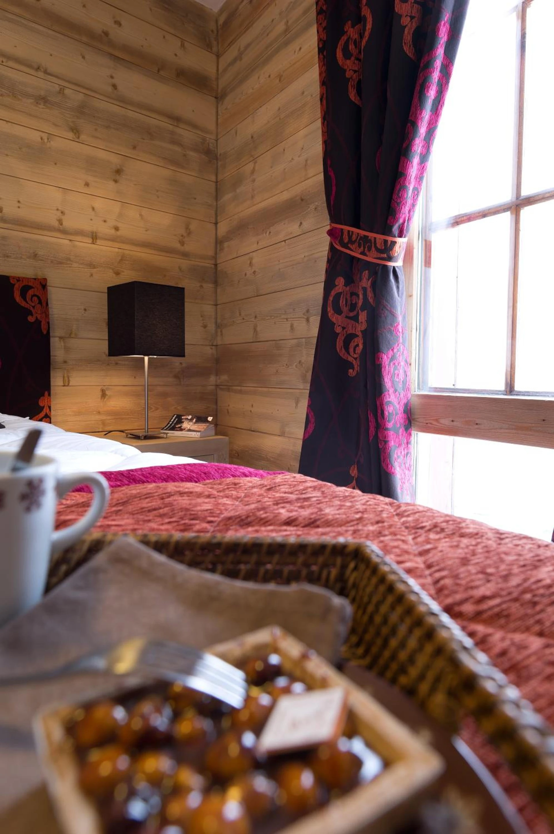 Magnifique chambre pour un séminaire d'entreprise à CGH Résidences & Spas Chalet Les Marmottons - La Rosière