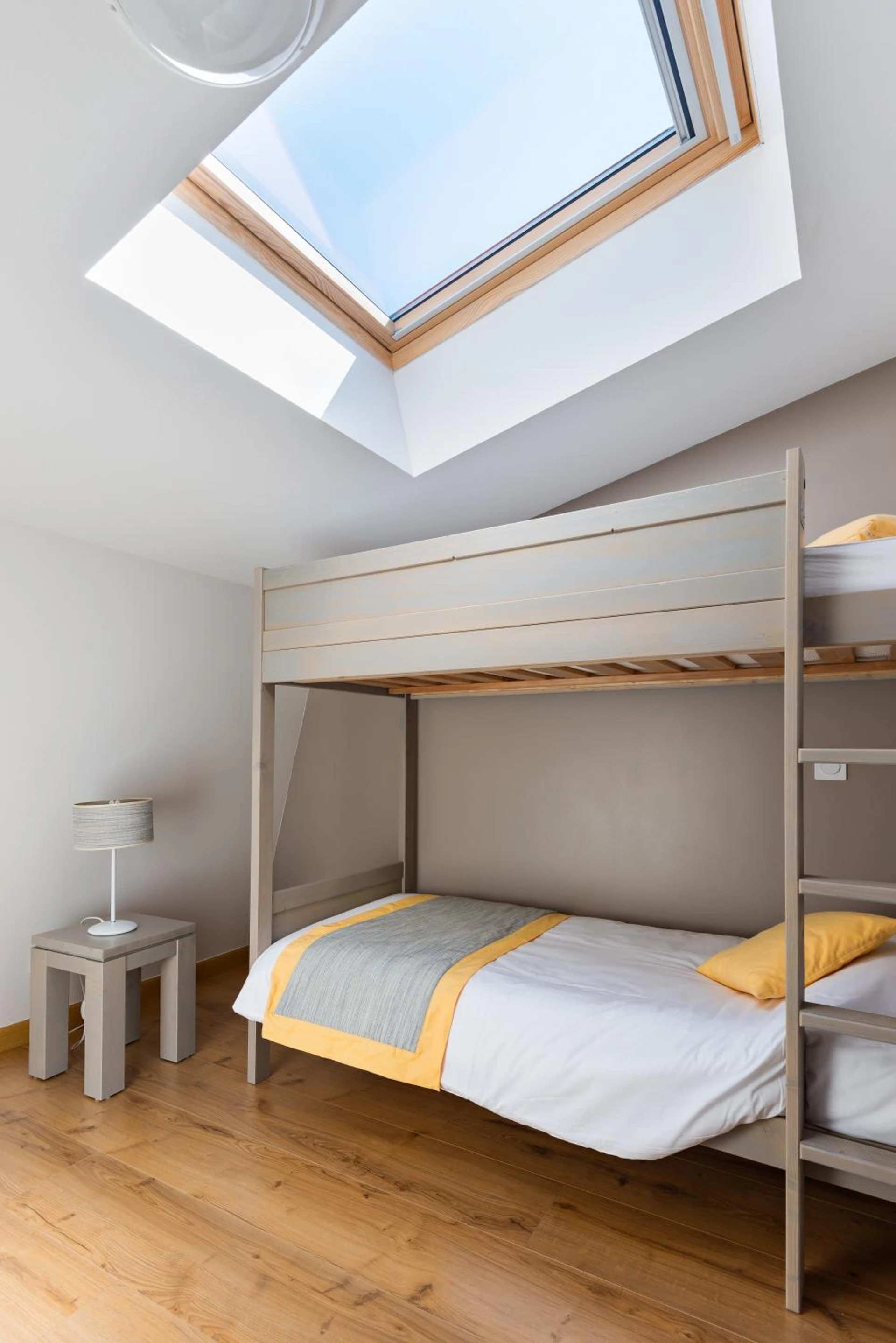 Chambre disponible pour un séminaire d'entreprise à Lagrange Vacances Les Patios Eugénie - Biarritz