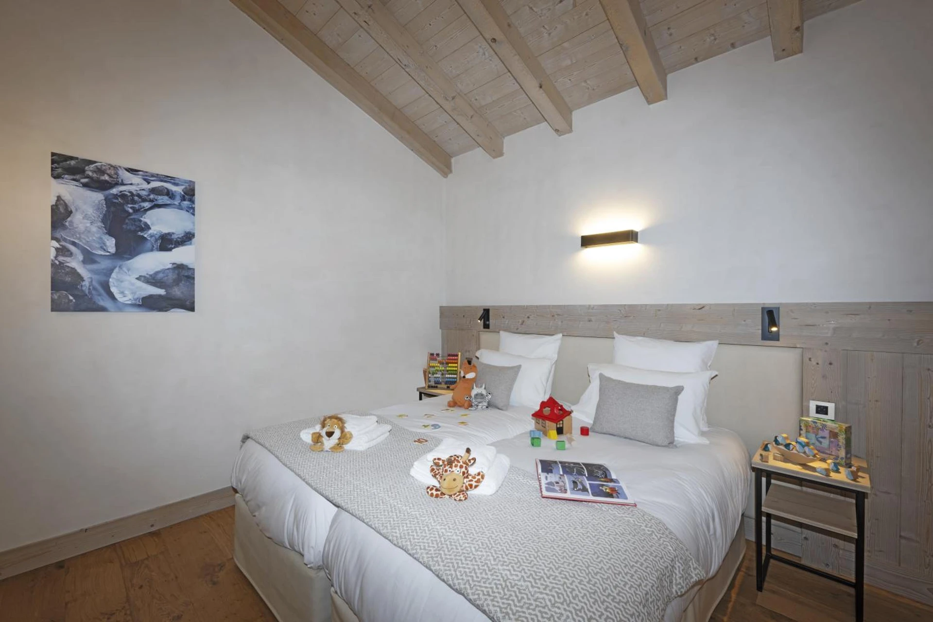Magnifique chambre pour un séminaire d'entreprise à MGM Hôtels & Résidences - Résidence Le Hameau de l'Ours - Manigod