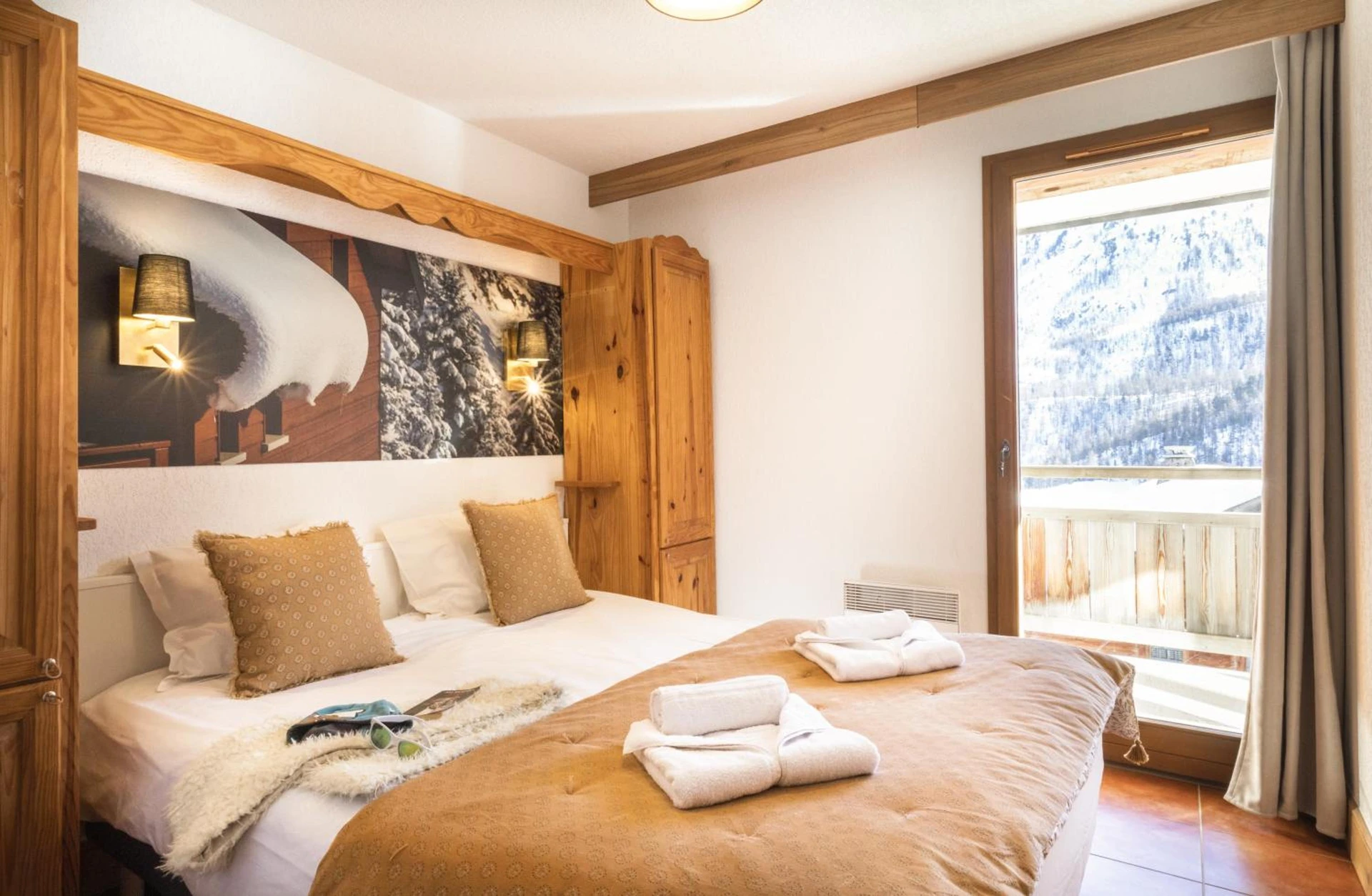 Magnifique chambre pour un séminaire d'entreprise à Résidence Club mmv Le Hameau des Airelles **** - Montgenèvre