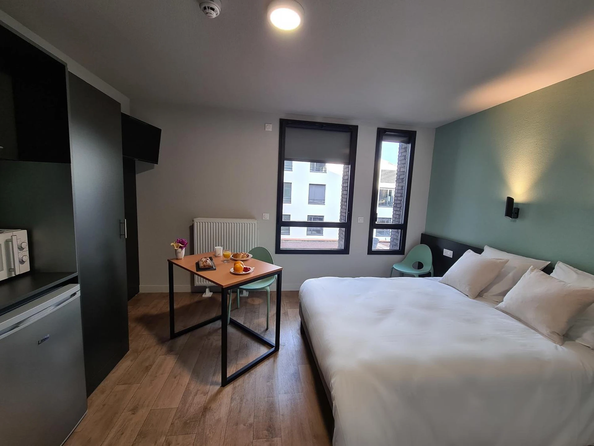 Magnifique chambre pour un séminaire d'entreprise à Montempô Apparthôtel Bordeaux Centre - Bassins à flot - Bordeaux