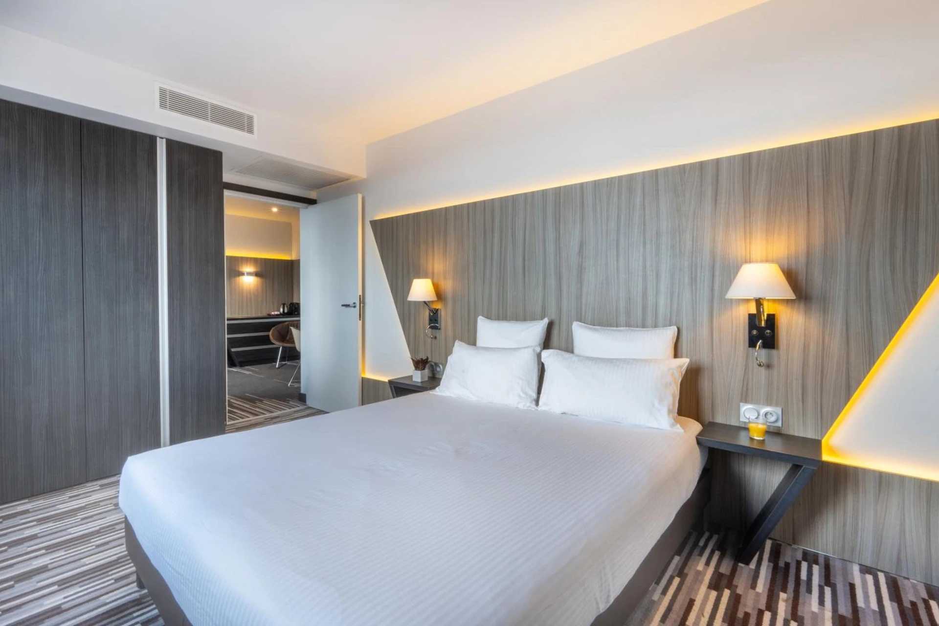 Lieu convivial pour un séminaire d'entreprise à Nemea Appart Hotel Concorde Toulouse Gare Matabiau - Toulouse - En savoir plus 