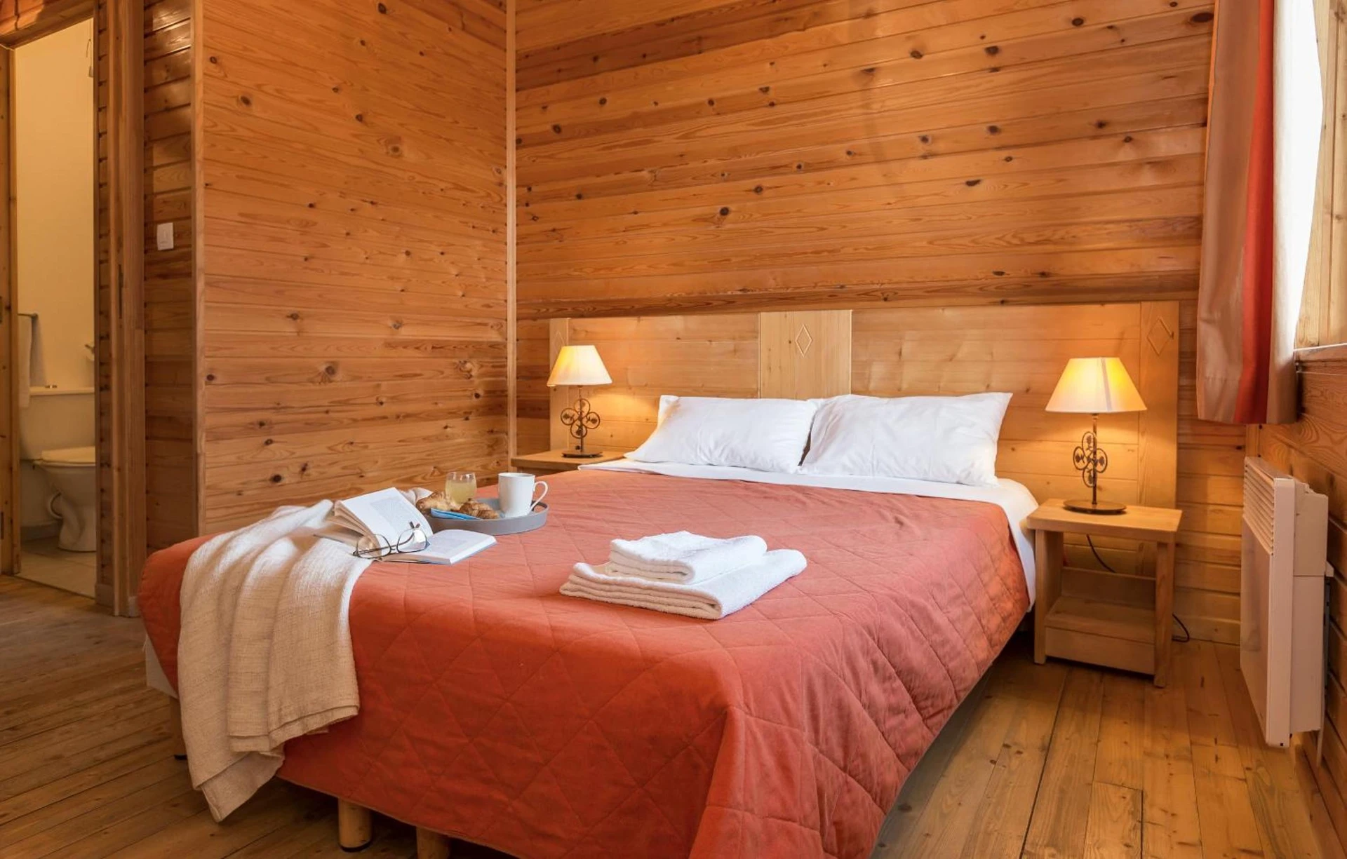 Chambre disponible pour un séminaire d'entreprise à Résidence Odalys Les Chalets d'Evian - Évian-les-Bains