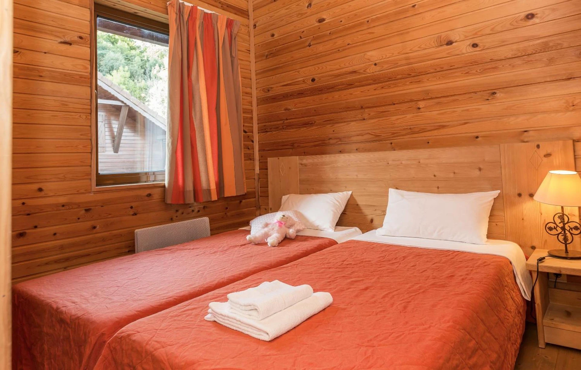 Magnifique chambre pour un séminaire d'entreprise à Résidence Odalys Les Chalets d'Evian - Évian-les-Bains