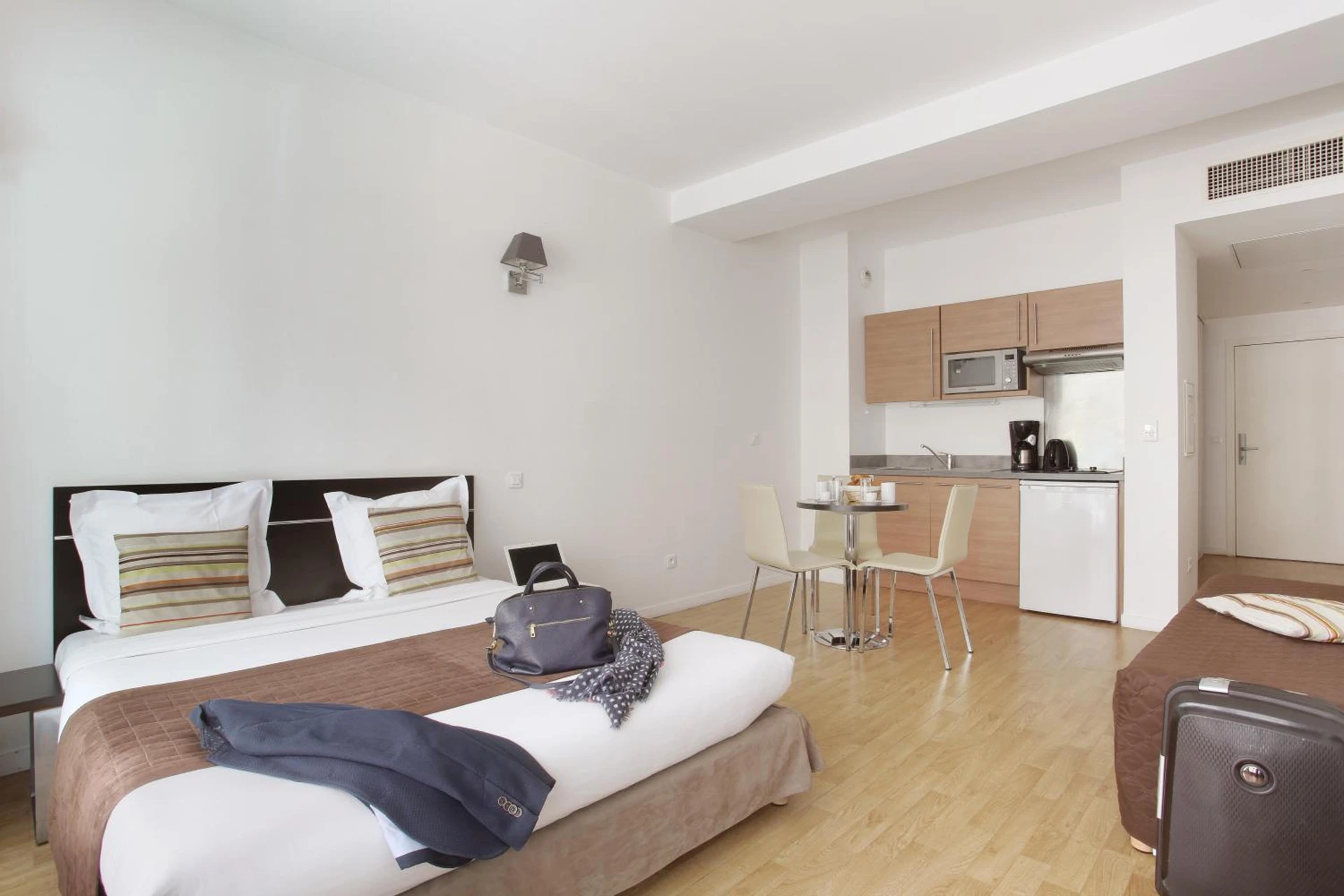 Magnifique chambre pour un séminaire d'entreprise à Odalys City Beausoleil les Hauts de la Principauté - Beausoleil